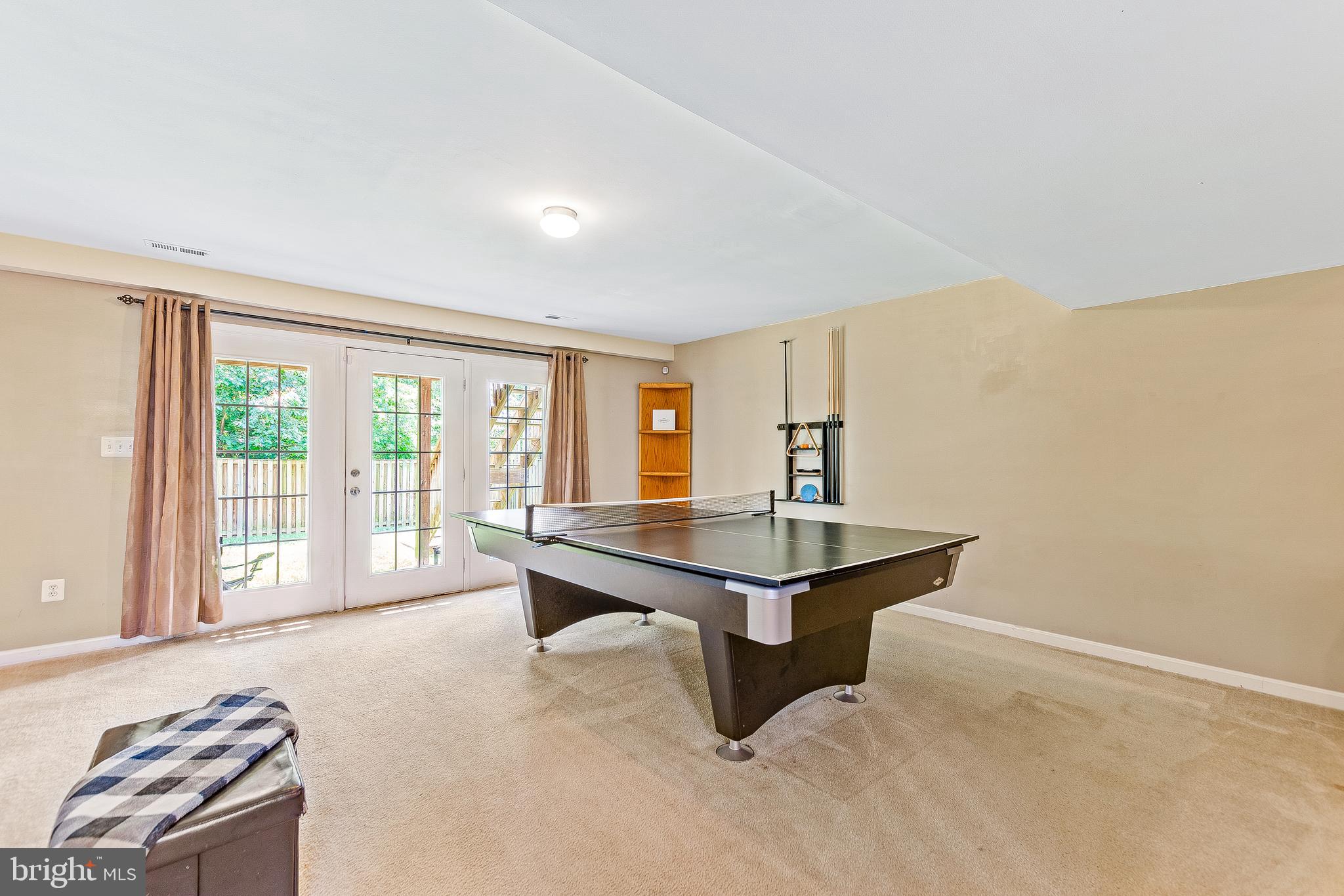 HICKORY HILLS - Residential