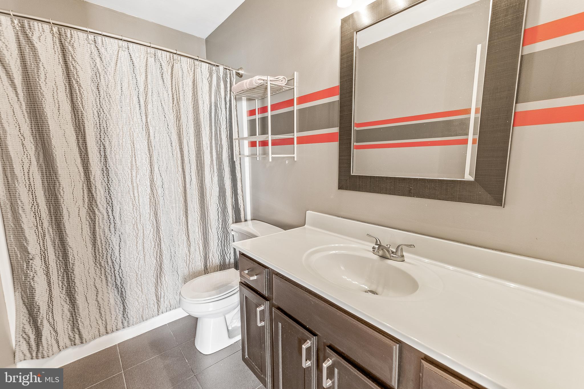 HICKORY HILLS - Residential