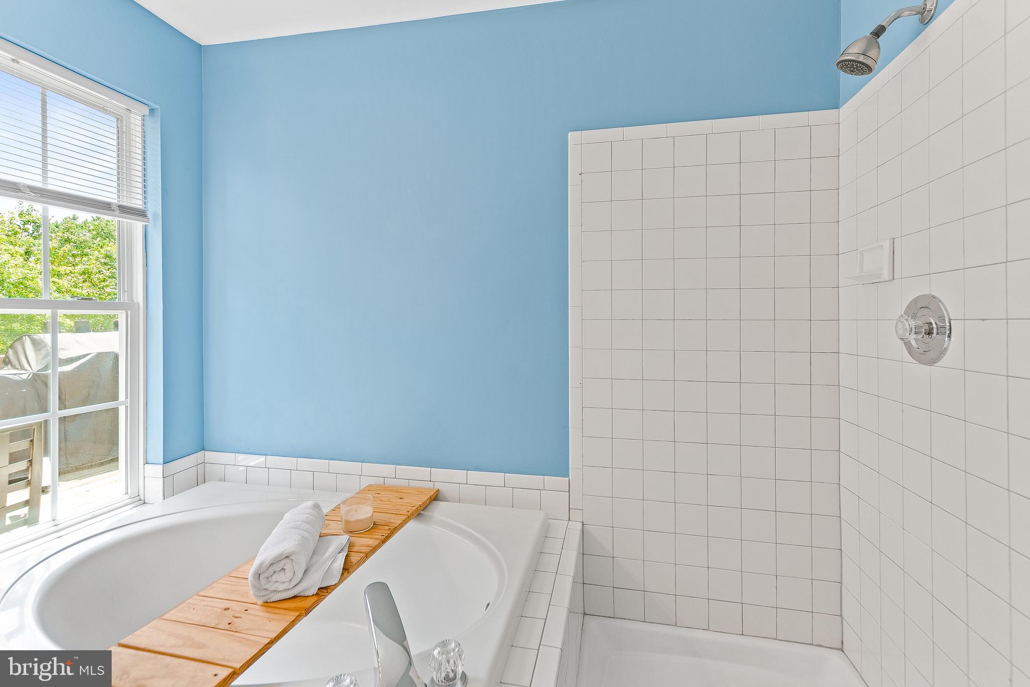 HICKORY HILLS - Residential