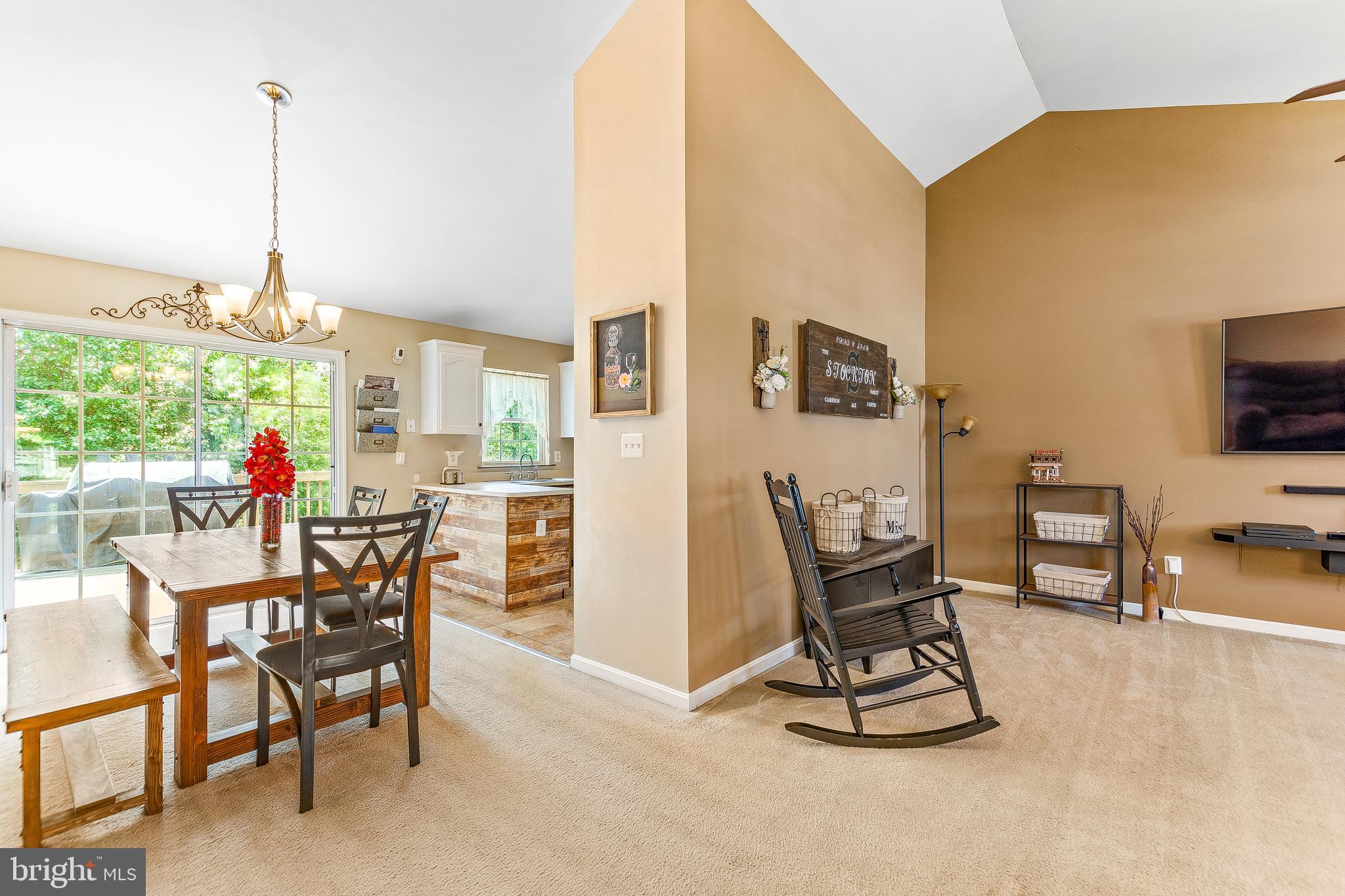 HICKORY HILLS - Residential