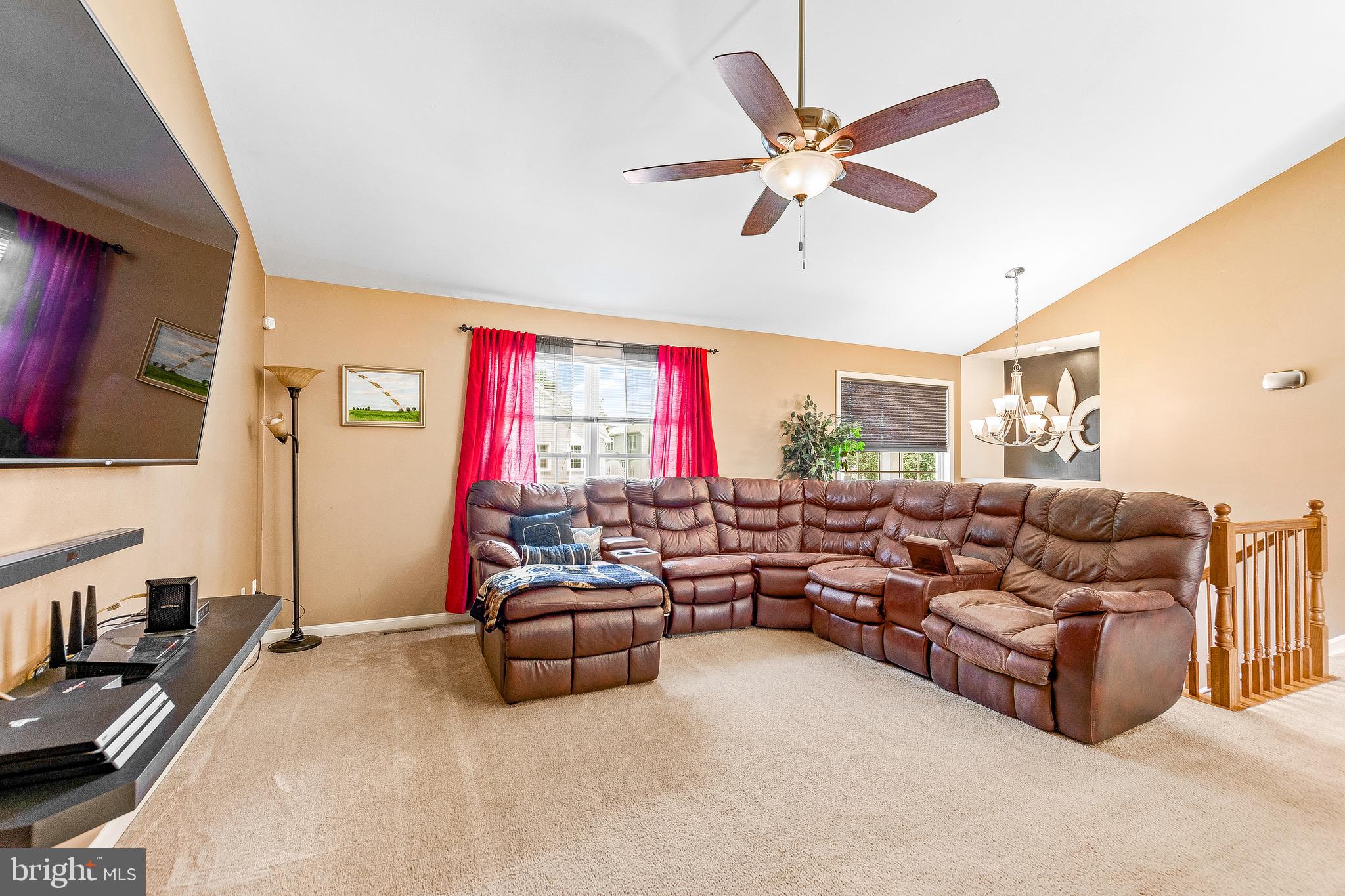 HICKORY HILLS - Residential