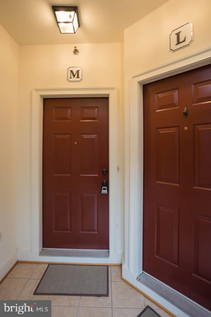 RESIDENCES AT SULLIVAN - Residential Lease