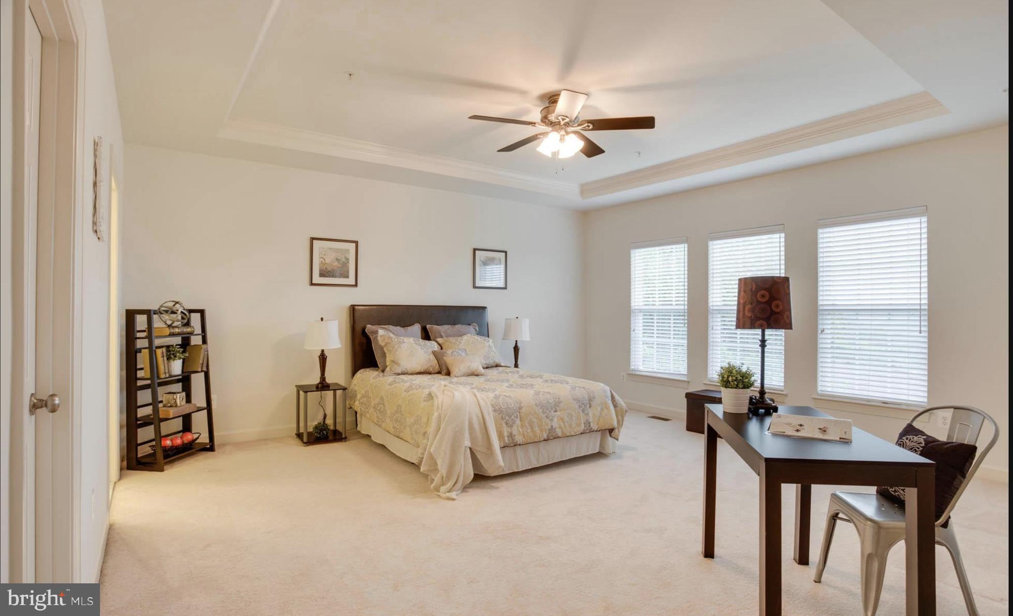 RESIDENCES AT SULLIVAN - Residential Lease