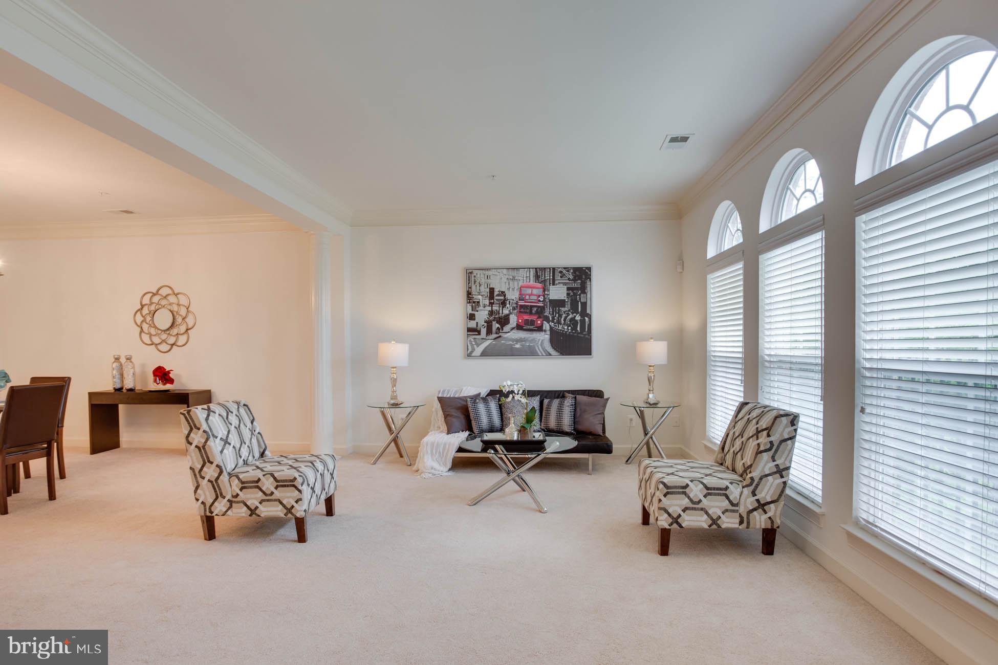 RESIDENCES AT SULLIVAN - Residential Lease