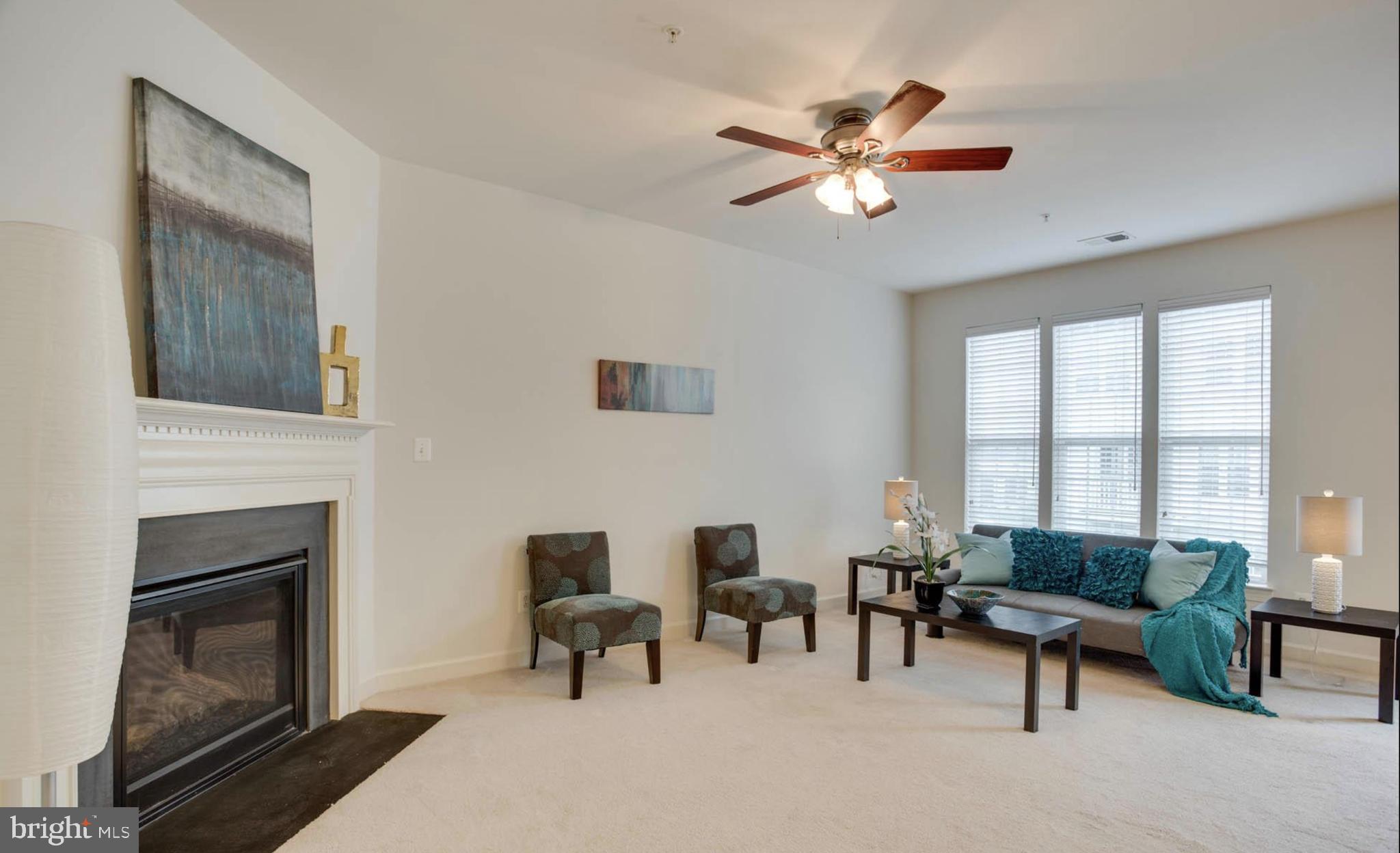 RESIDENCES AT SULLIVAN - Residential Lease