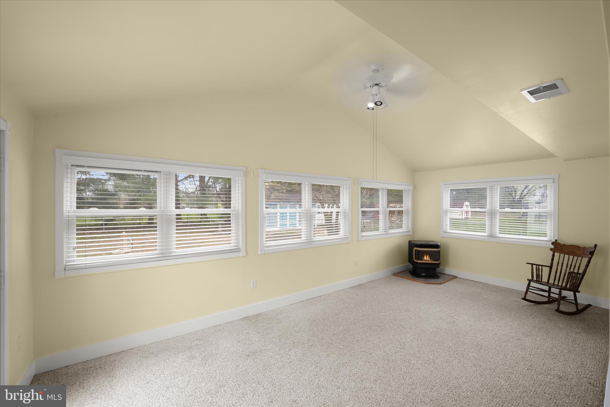 NEW CUT FARMS - Residential