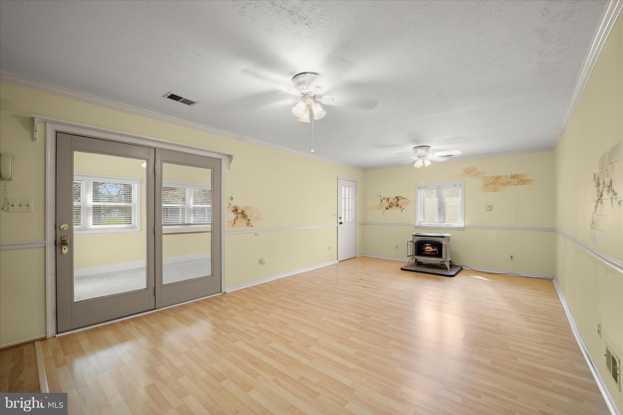 NEW CUT FARMS - Residential