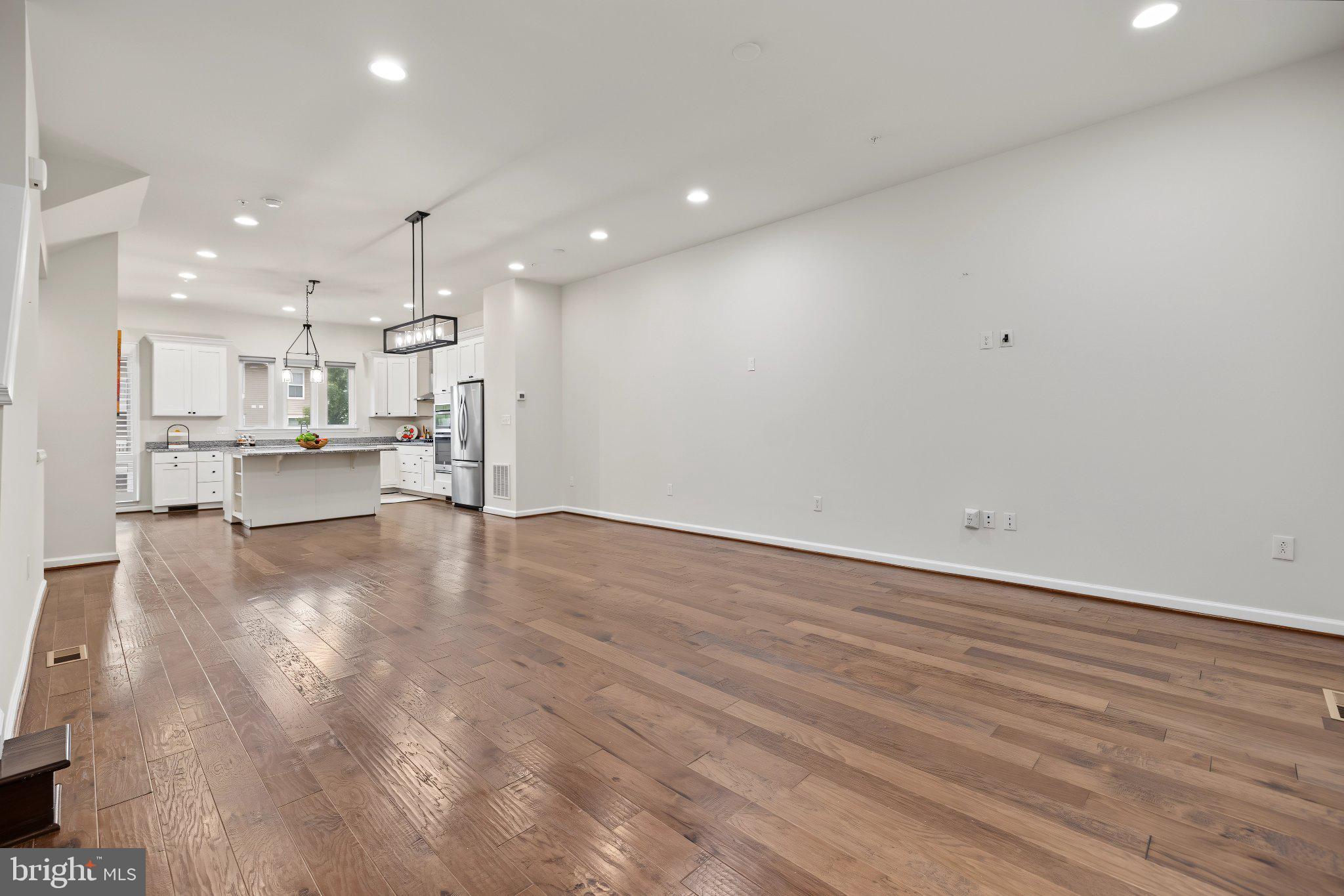 130 CAMBRIA WALK