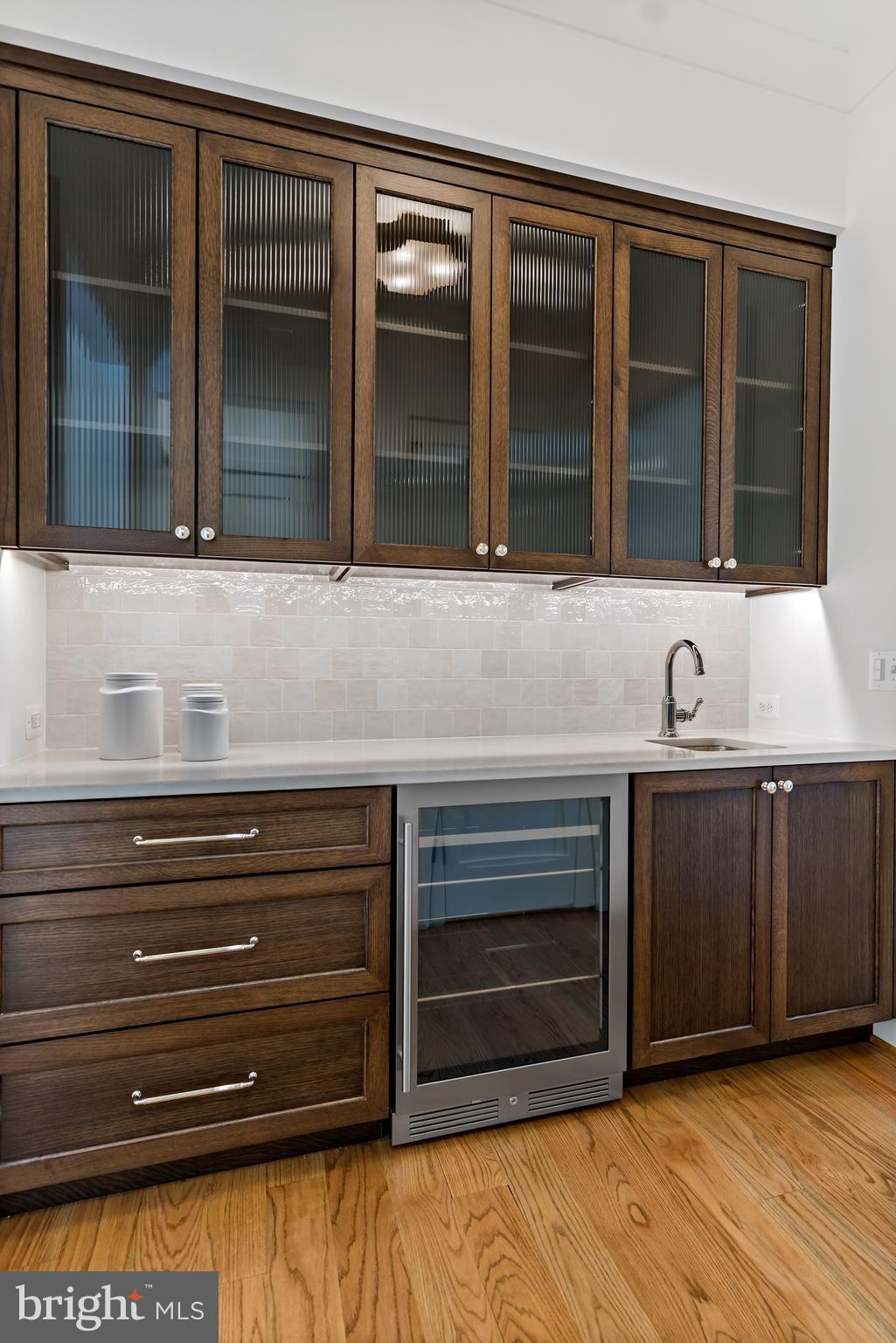 BATTERY PARK HILLS - Residential