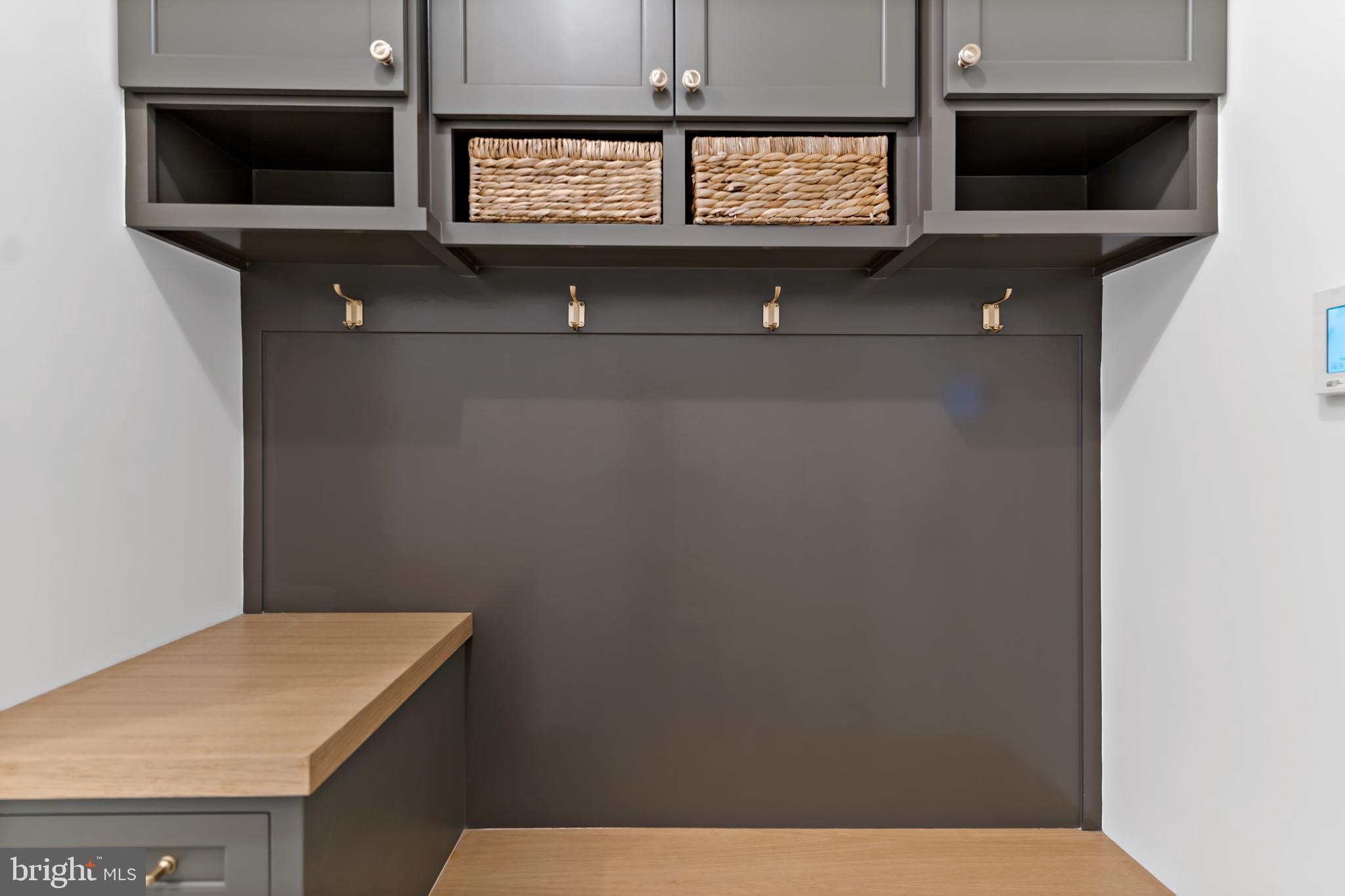 BATTERY PARK HILLS - Residential