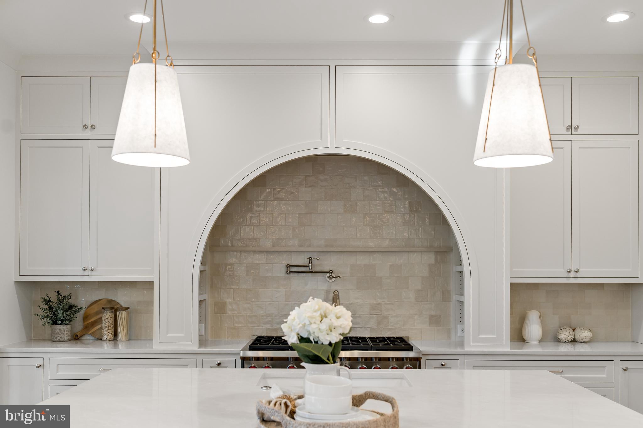 BATTERY PARK HILLS - Residential