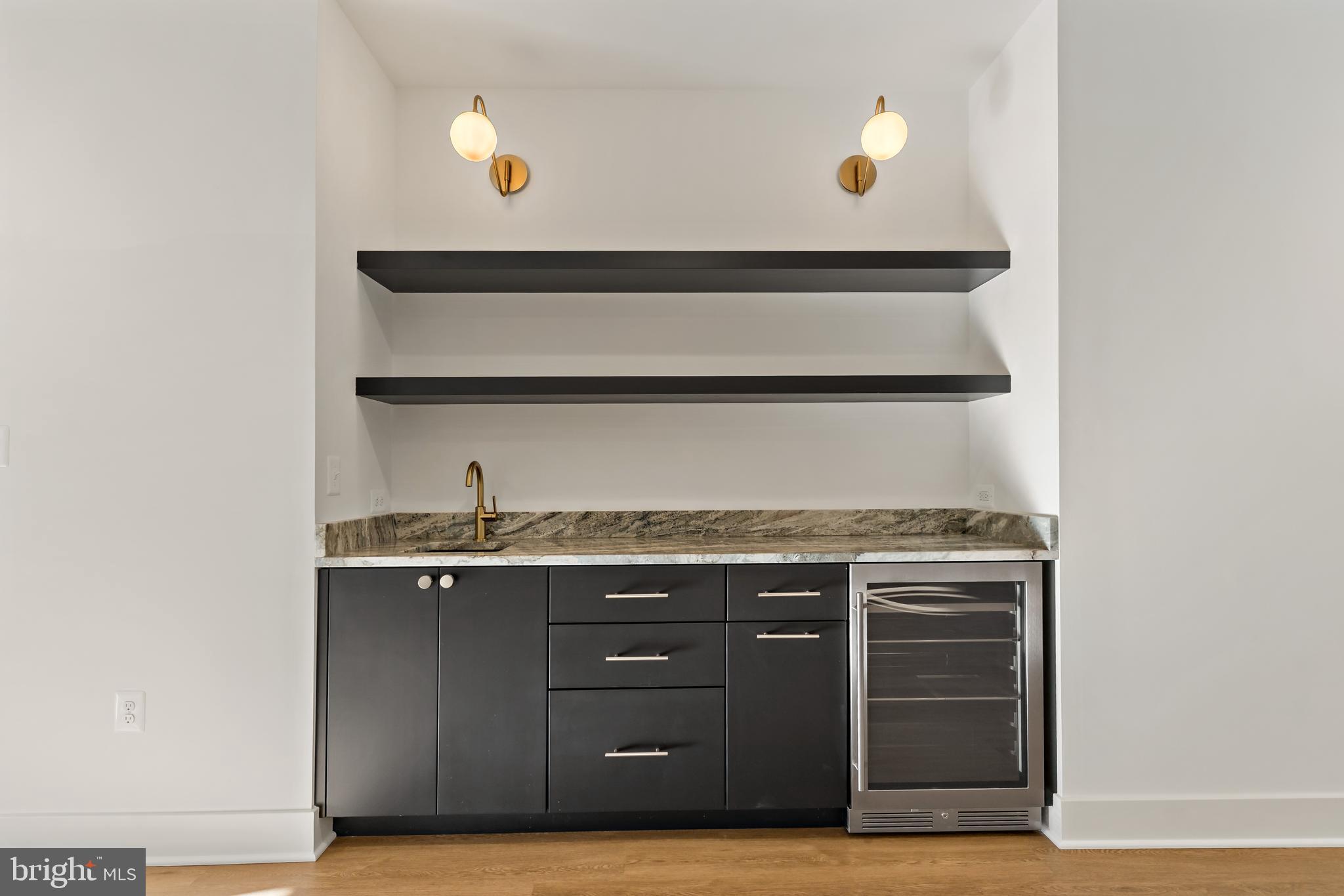 BATTERY PARK HILLS - Residential