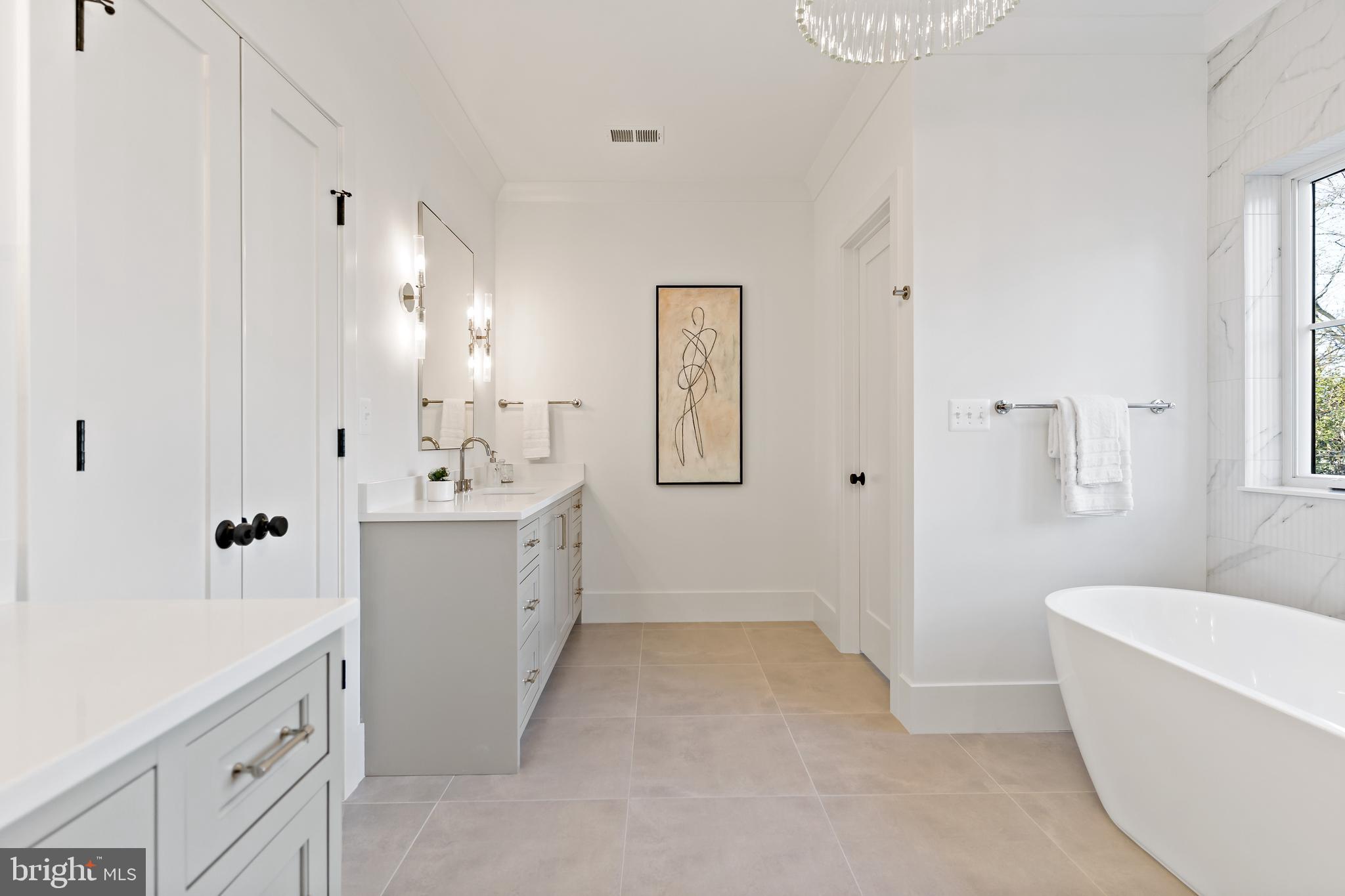 BATTERY PARK HILLS - Residential