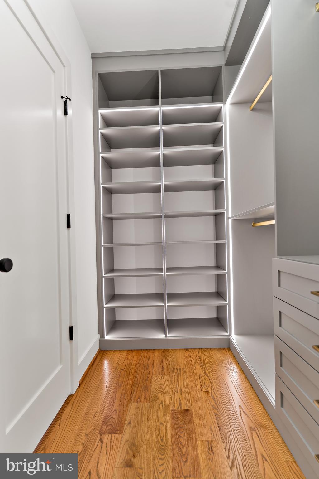 BATTERY PARK HILLS - Residential