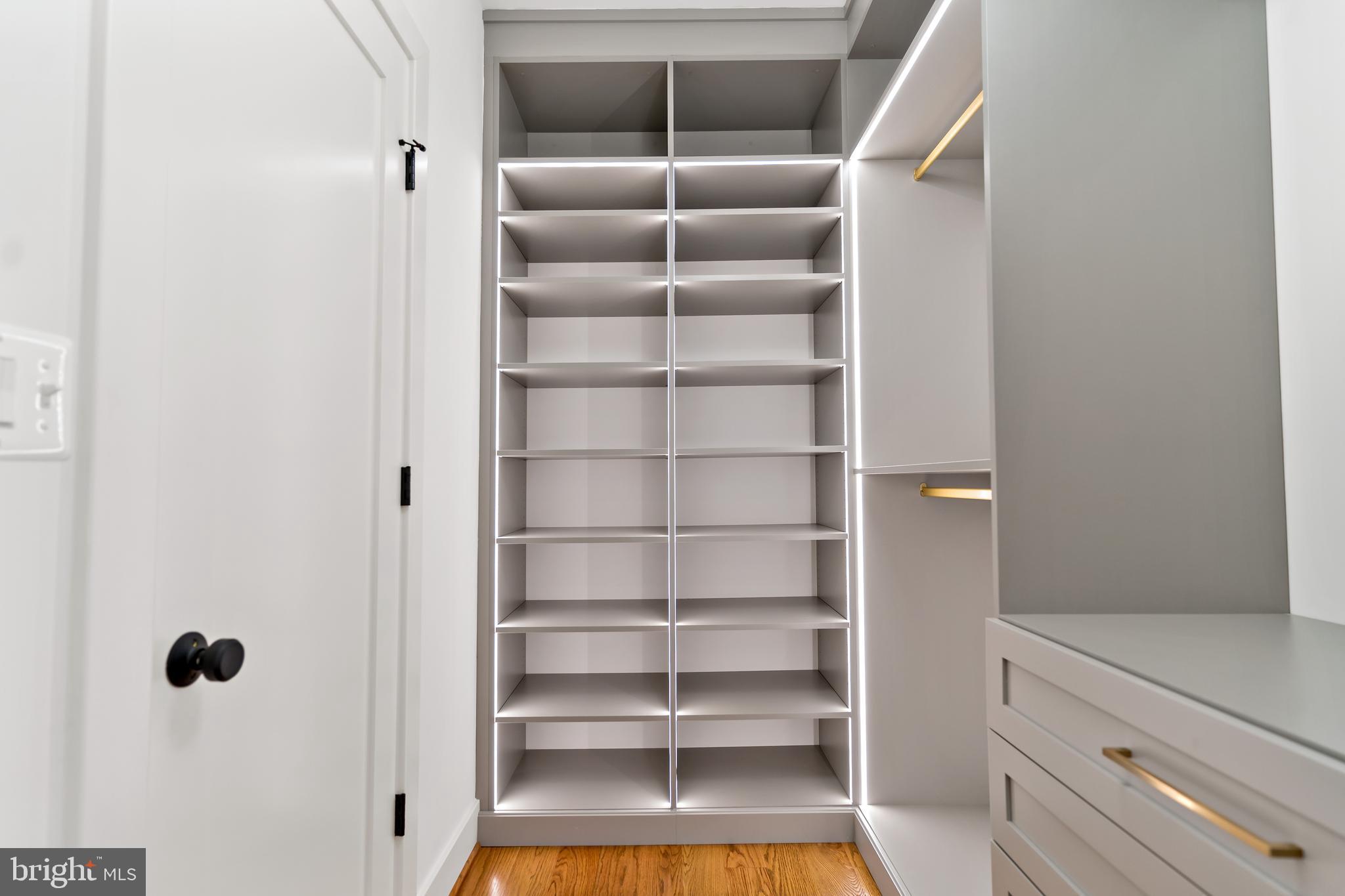 BATTERY PARK HILLS - Residential