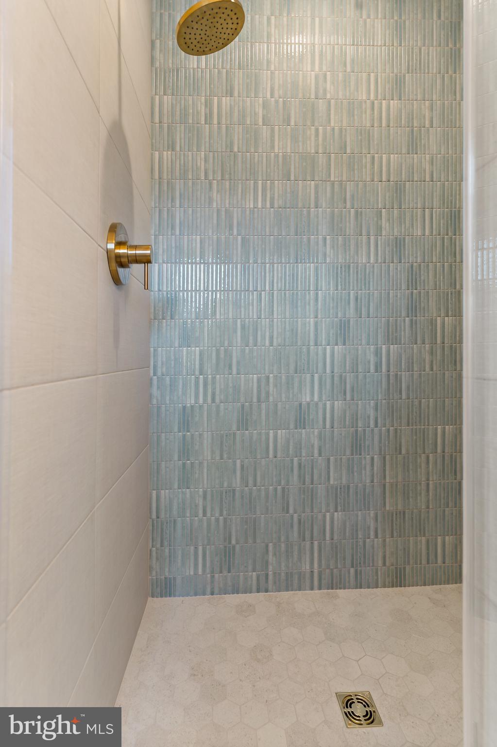 BATTERY PARK HILLS - Residential