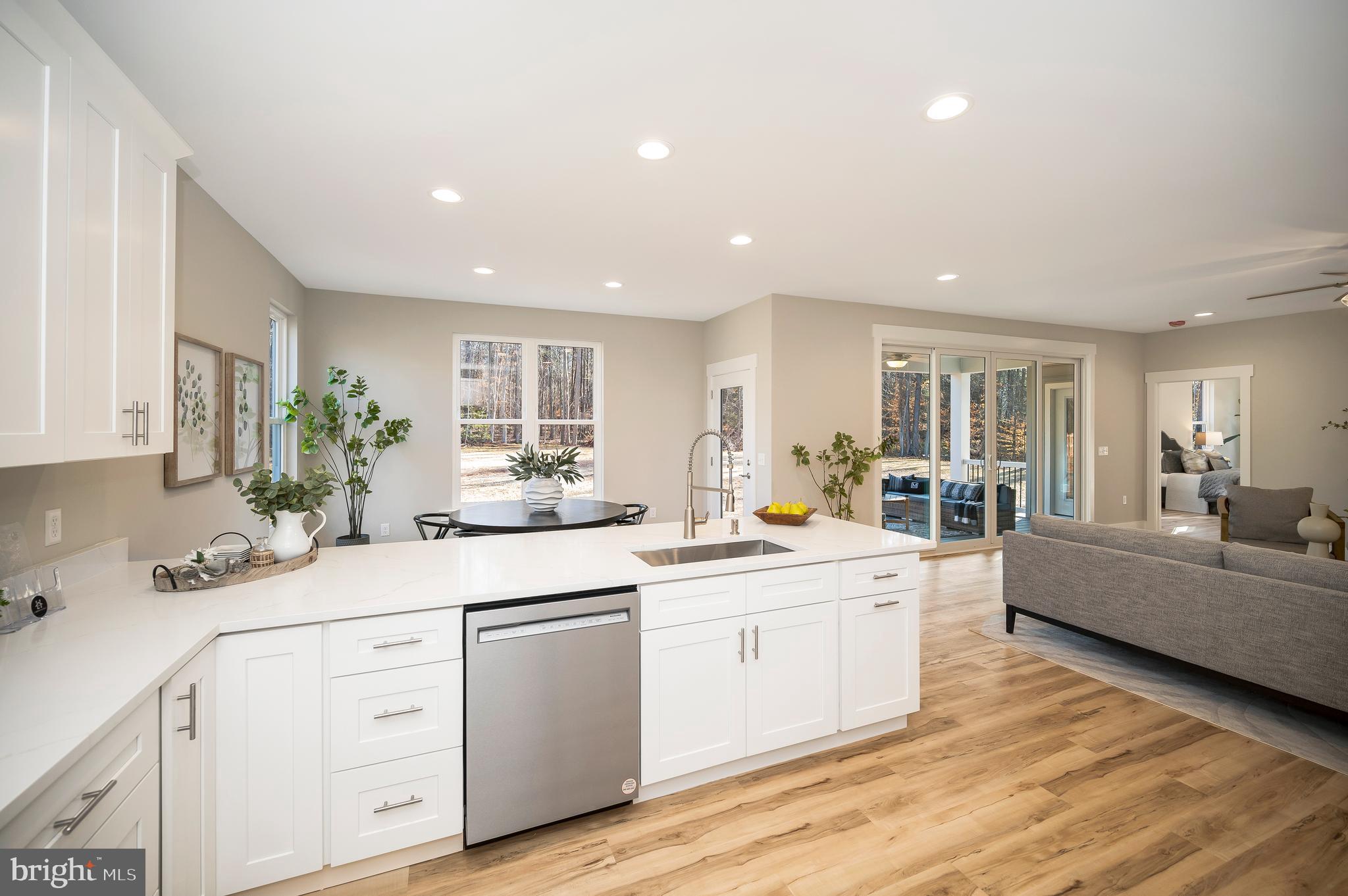 MILL RUN - Residential