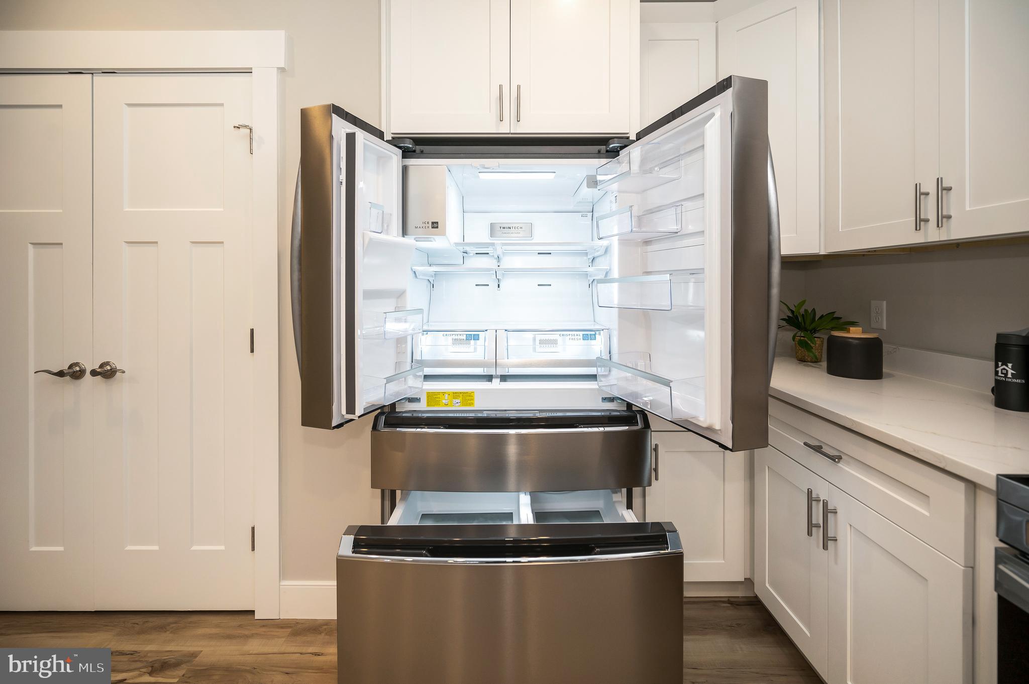 MILL RUN - Residential