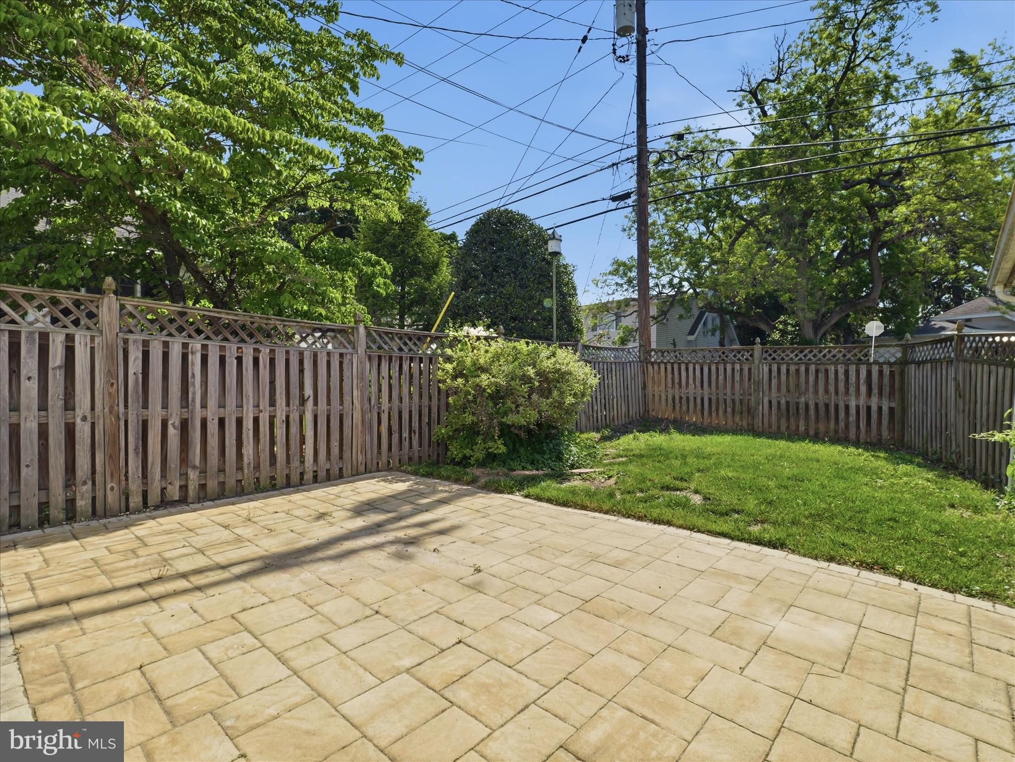NORTH END - Residential