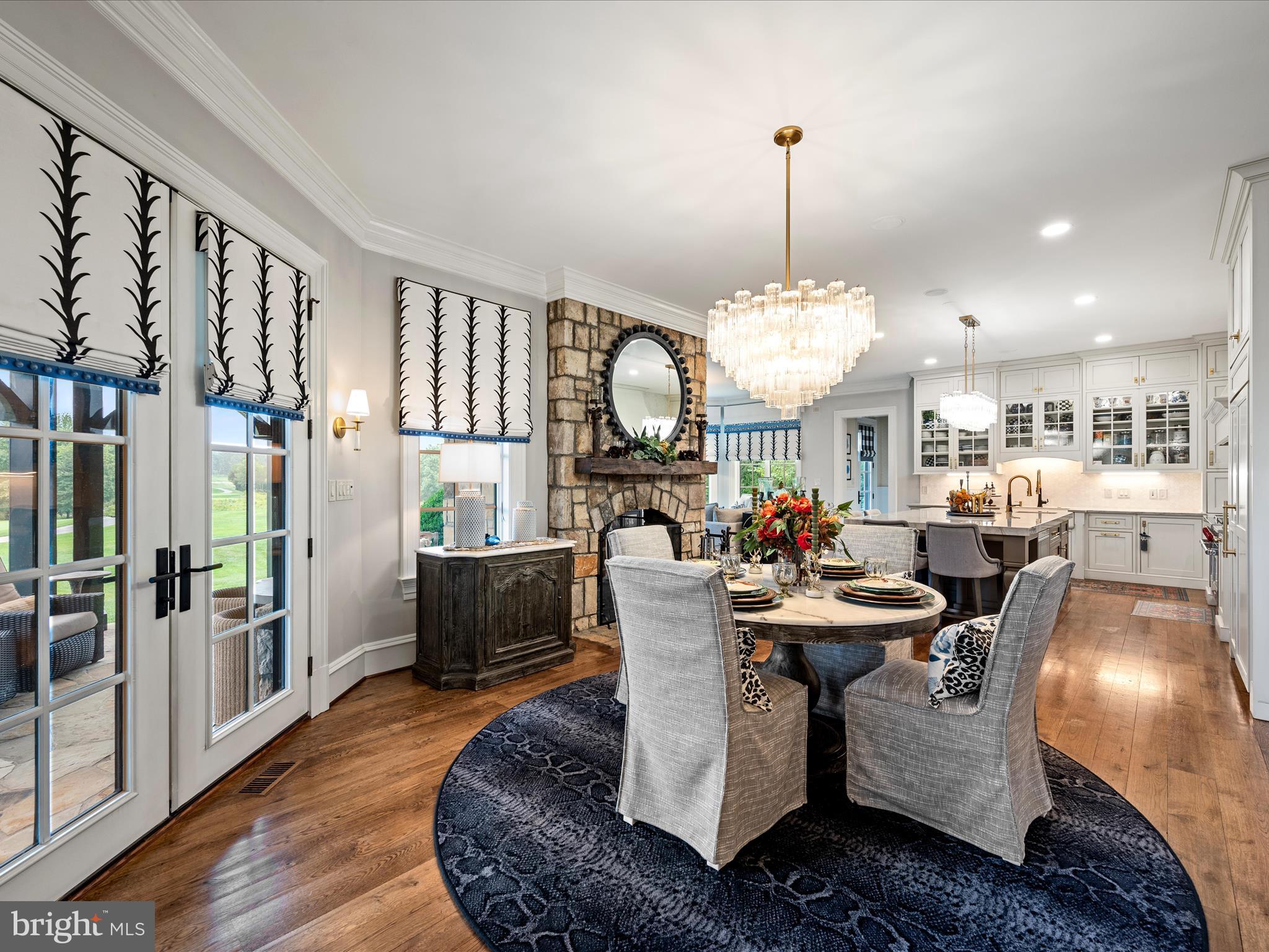 CREIGHTON FARMS - Residential