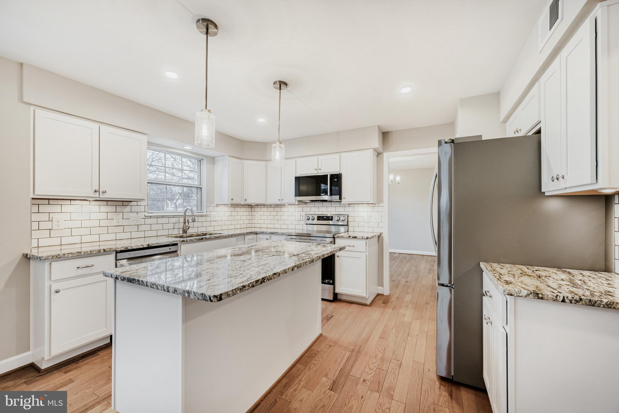 HANOVER WOODS - Residential