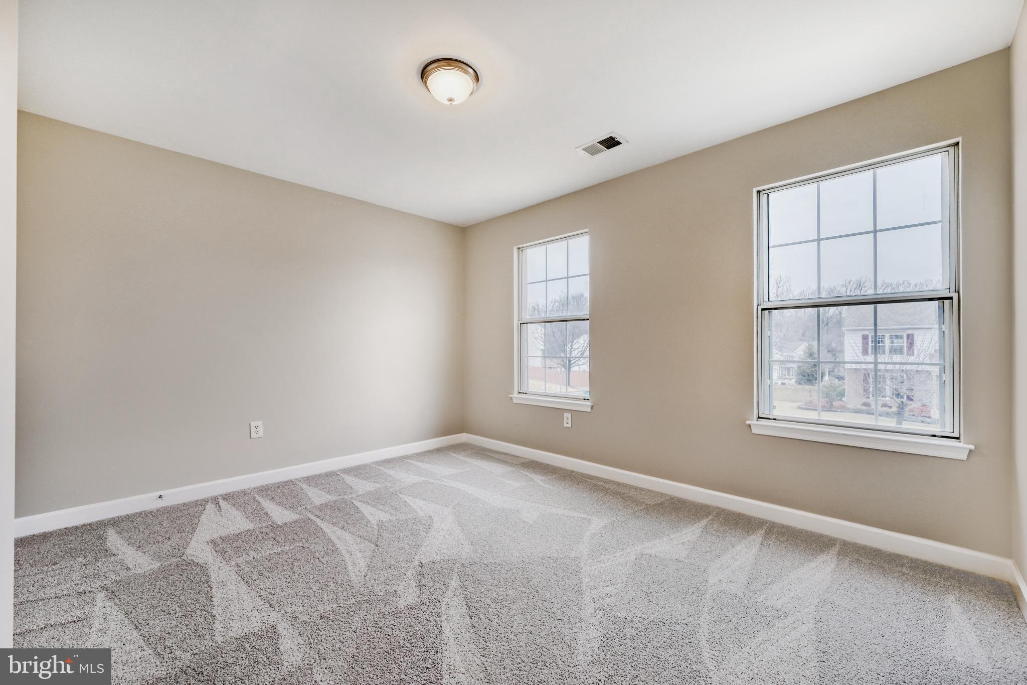 HANOVER WOODS - Residential