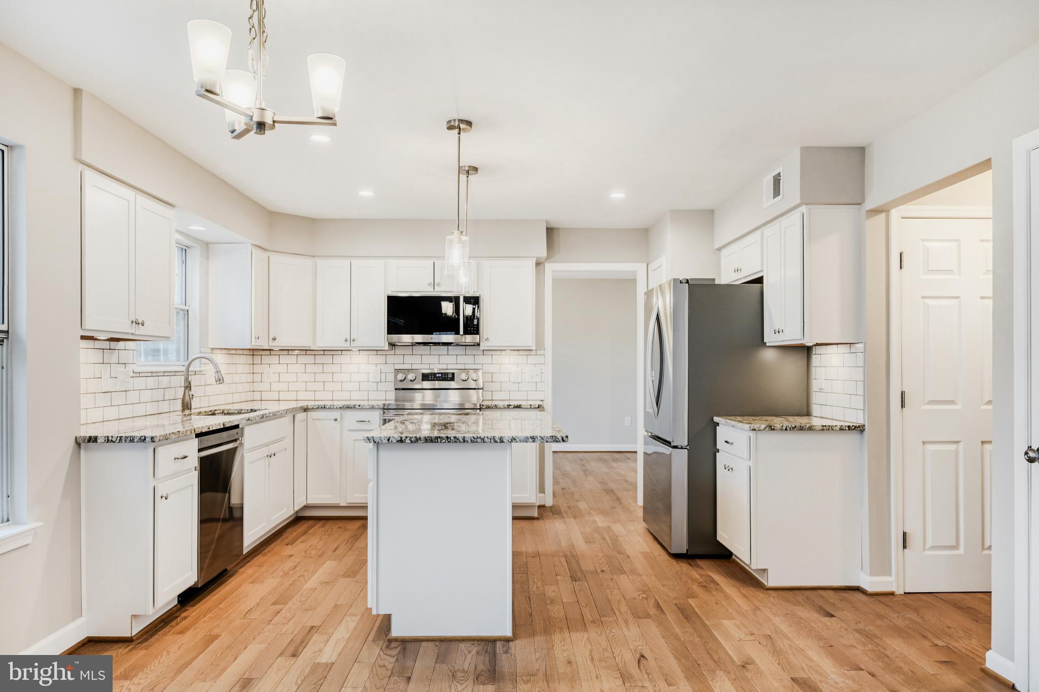 HANOVER WOODS - Residential