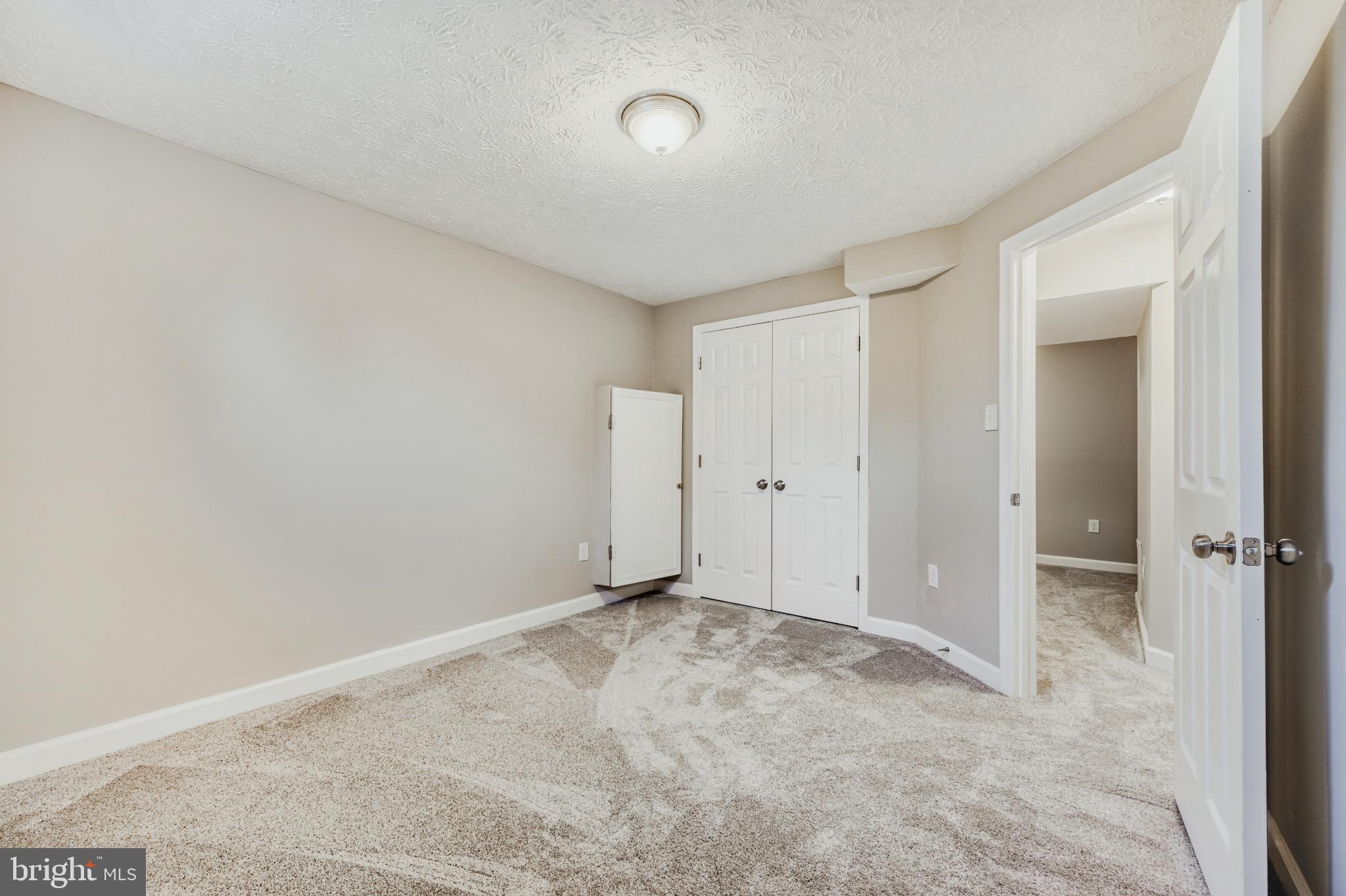 HANOVER WOODS - Residential