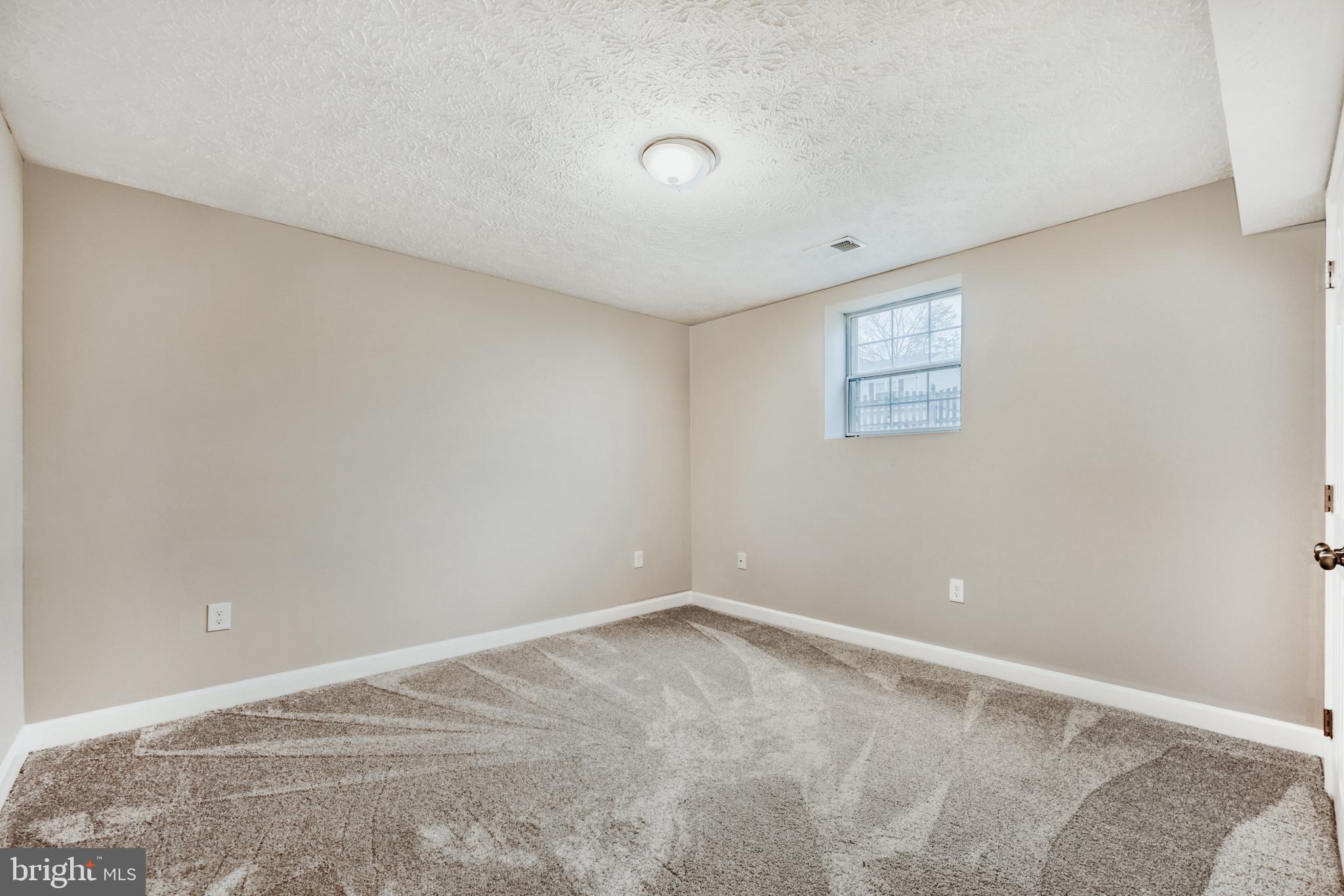 HANOVER WOODS - Residential