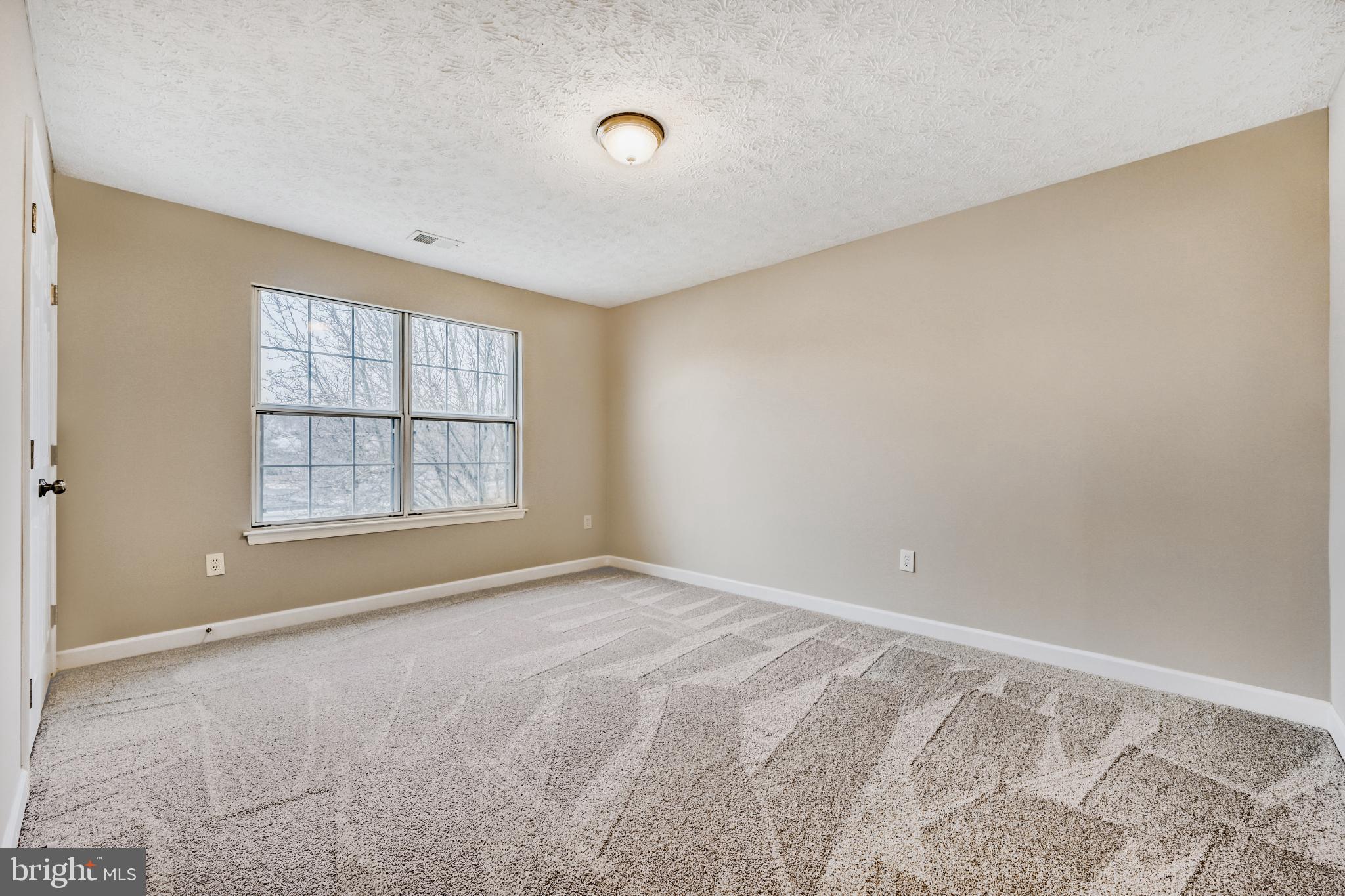 HANOVER WOODS - Residential