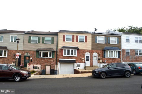 Townhouse For Sale - 10773 Helmer Drive<br/> PHILADELPHIA, PA 19154