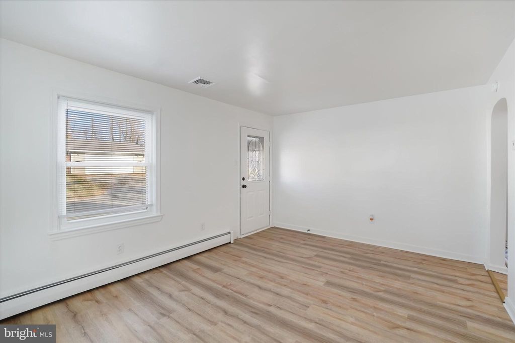 Photo of 1116 W College Avenue, YORK, PA 17404 (MLS # PAYK2095140)