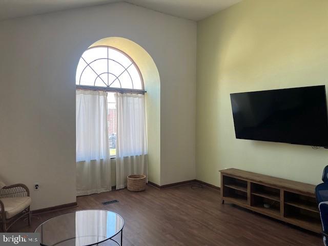 FOX CHASE - Residential Lease