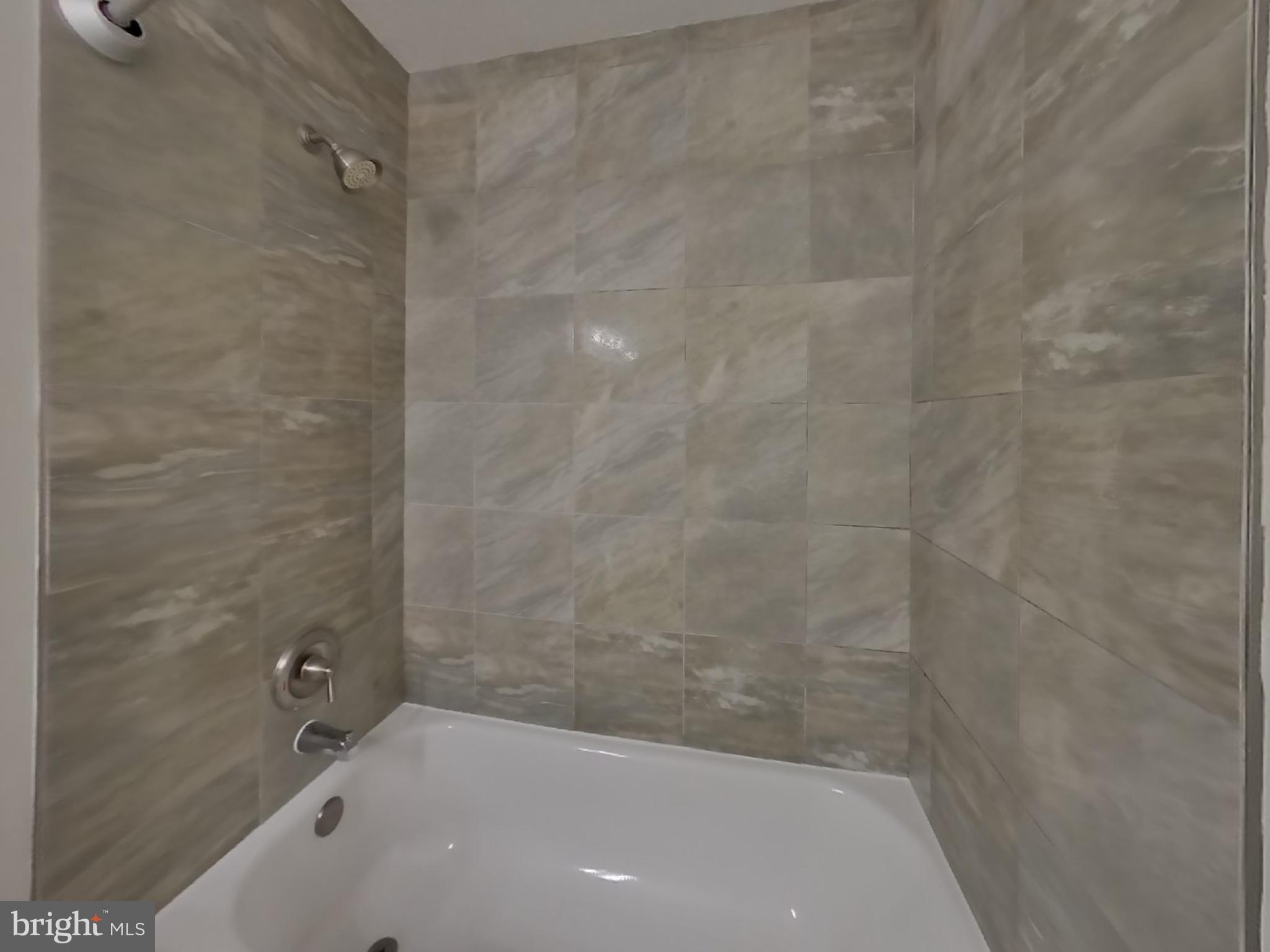 PARK RIDGE - Residential Lease