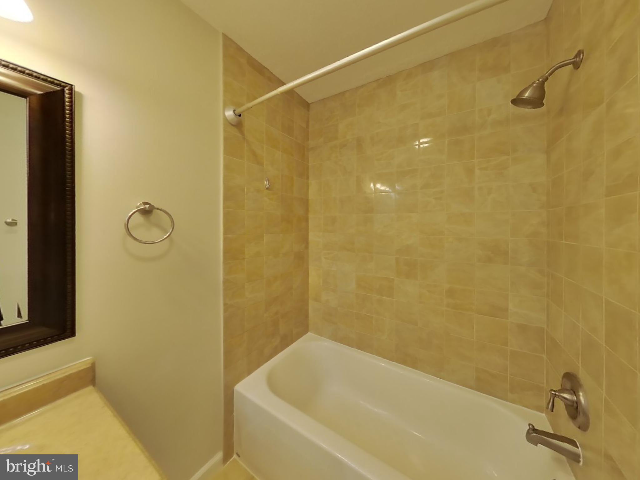 PARK RIDGE - Residential Lease