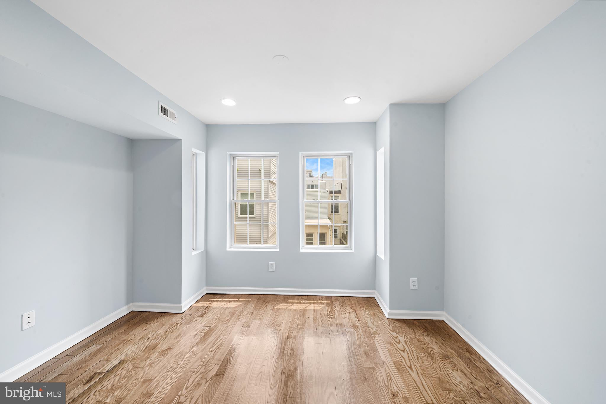 POINT BREEZE - Residential Lease