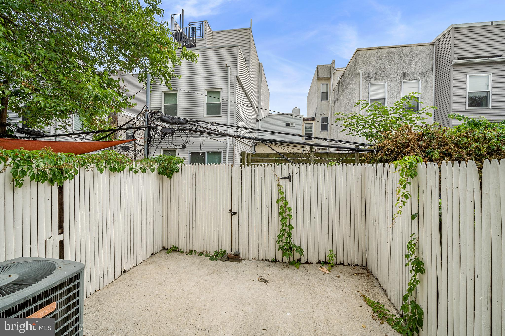 POINT BREEZE - Residential Lease