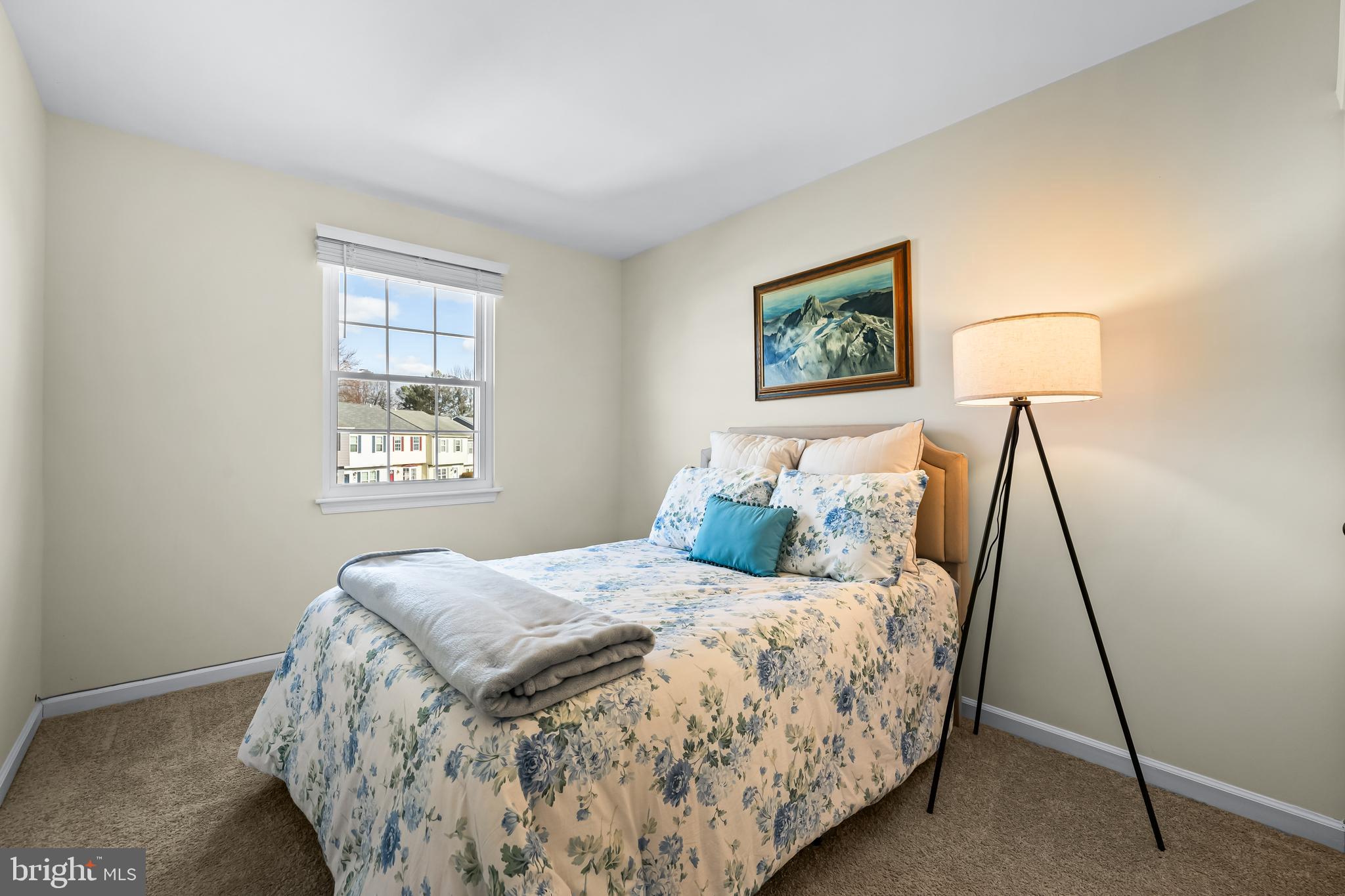 PINEDALE WOODS - Residential