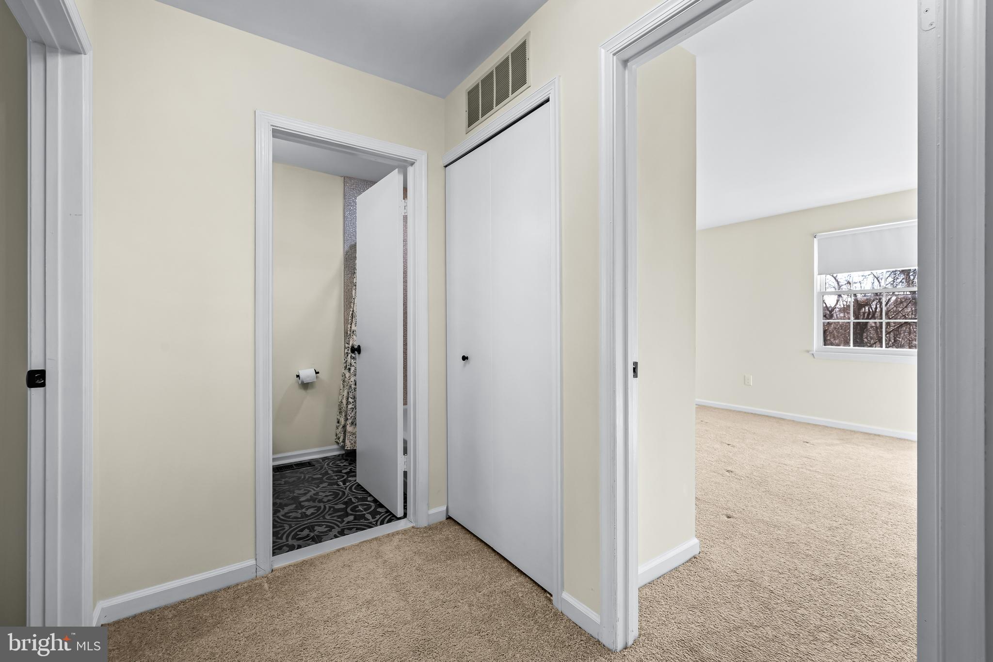 PINEDALE WOODS - Residential