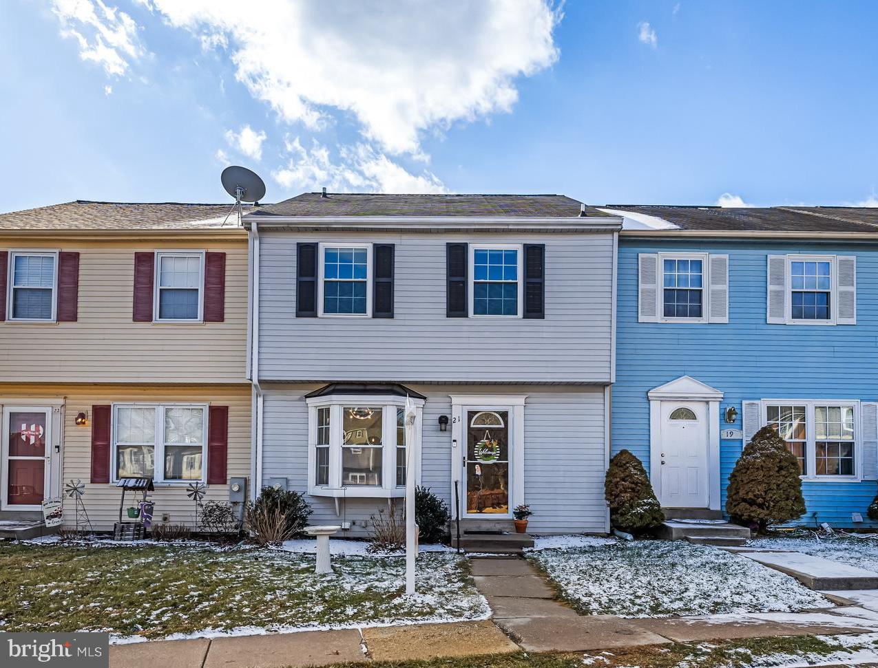 PINEDALE WOODS - Residential