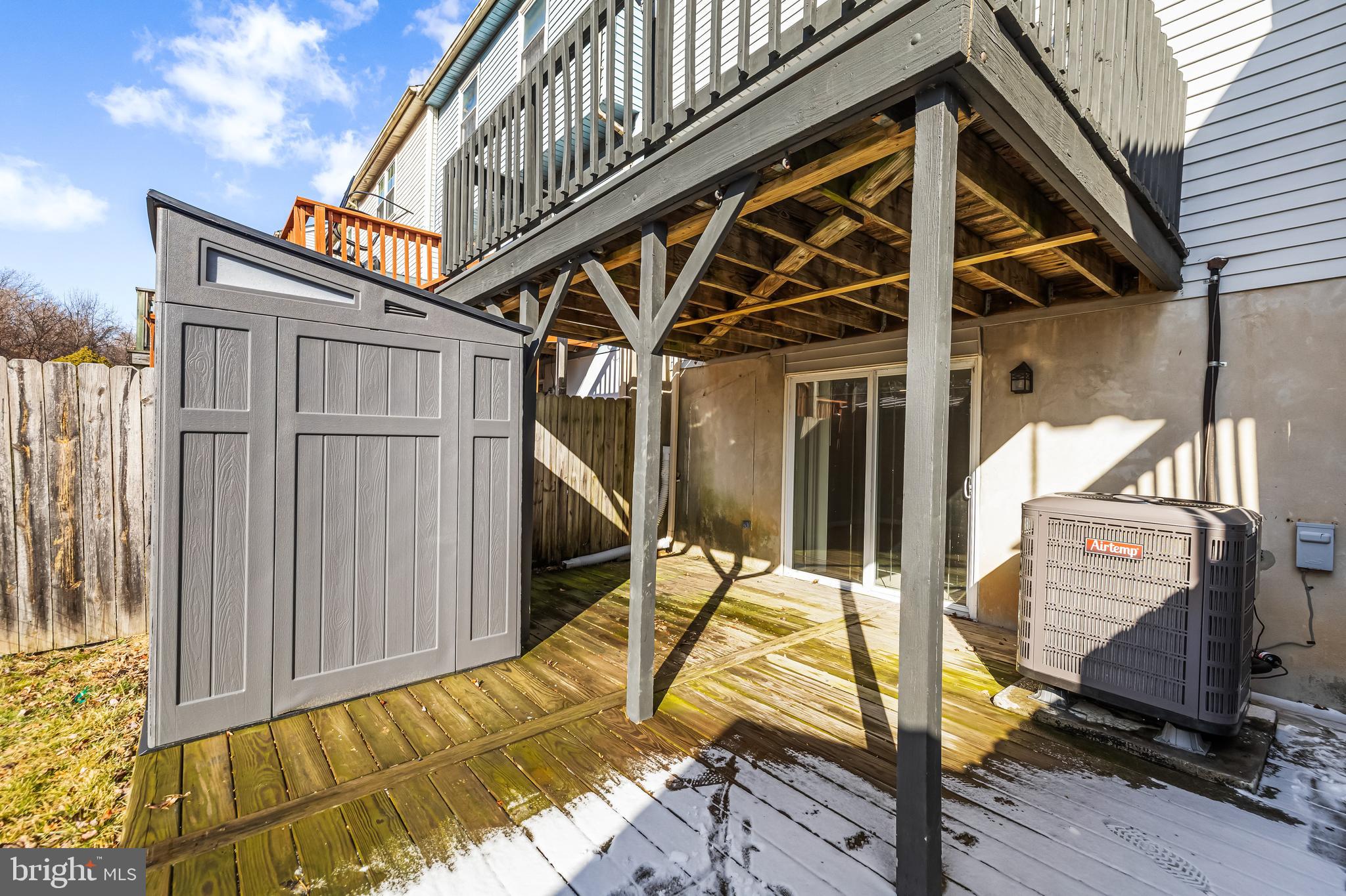 PINEDALE WOODS - Residential