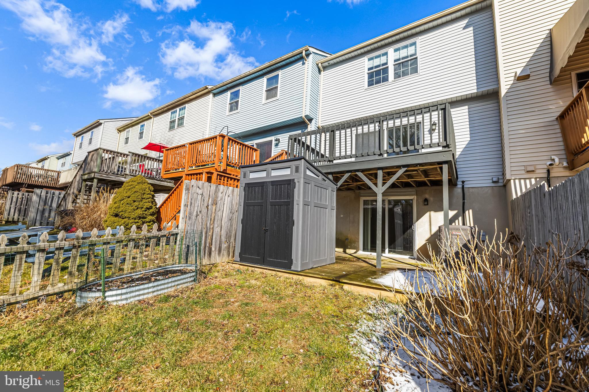 PINEDALE WOODS - Residential