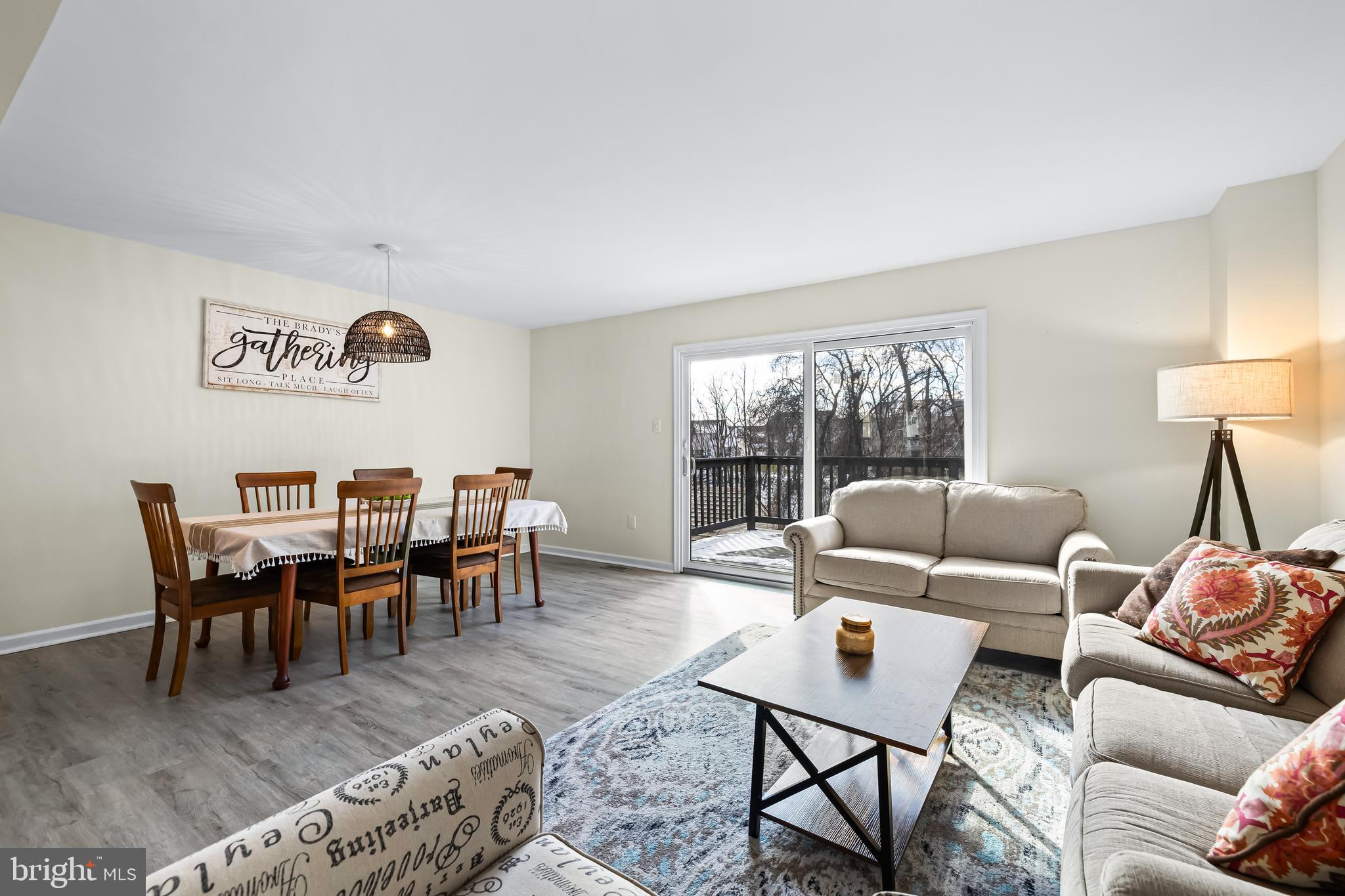 PINEDALE WOODS - Residential