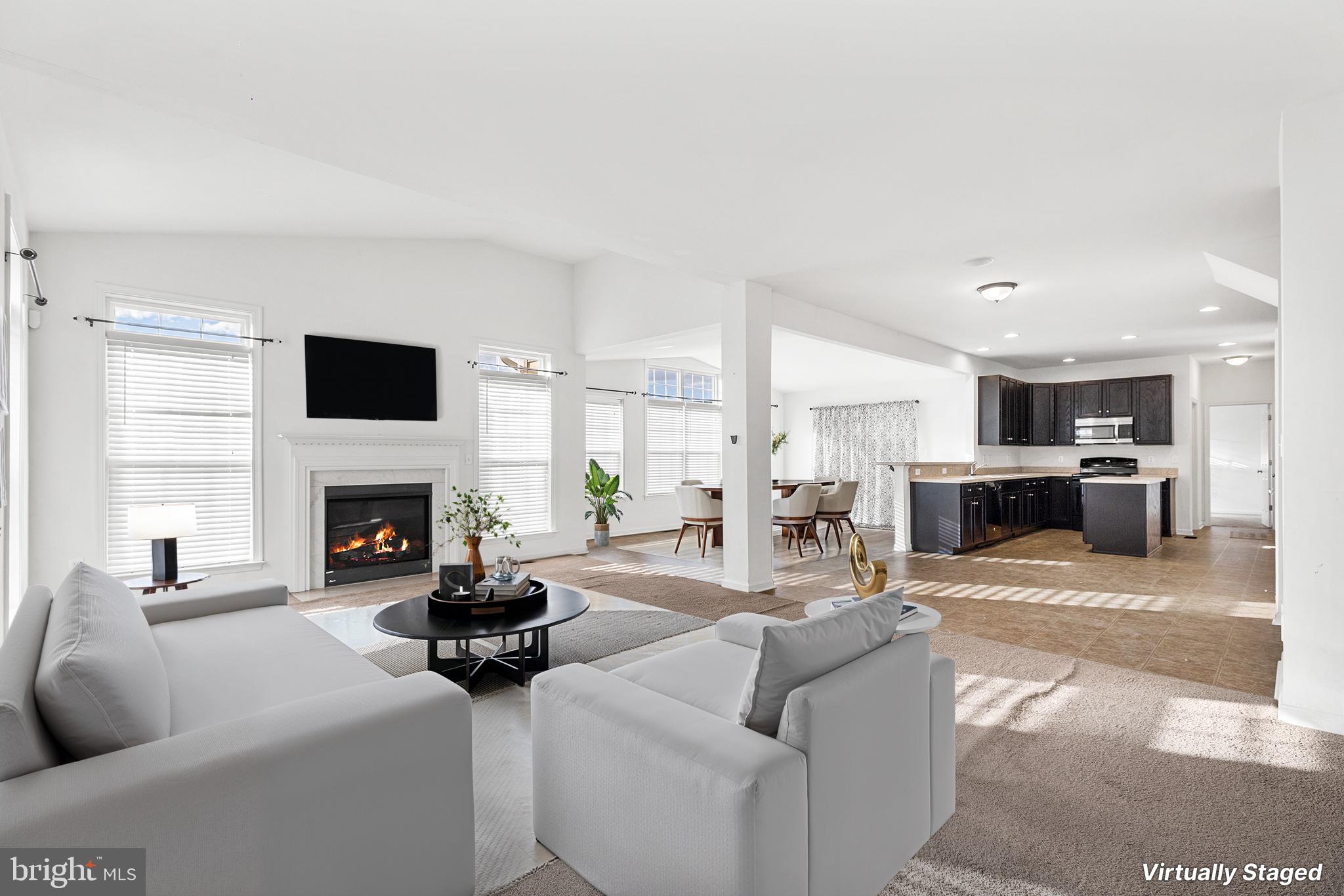 ESTATES AT ST ANNE - Residential