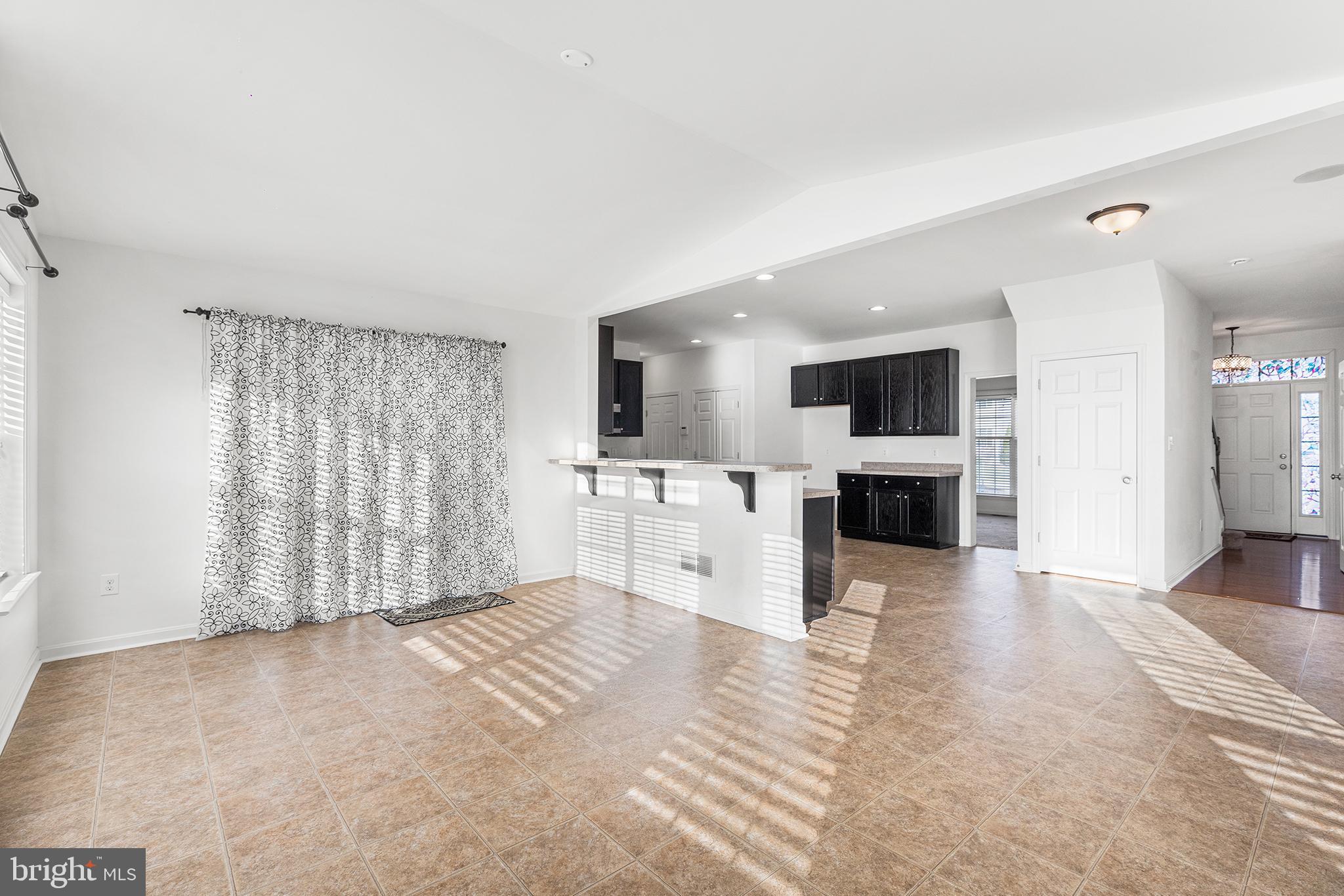 ESTATES AT ST ANNE - Residential