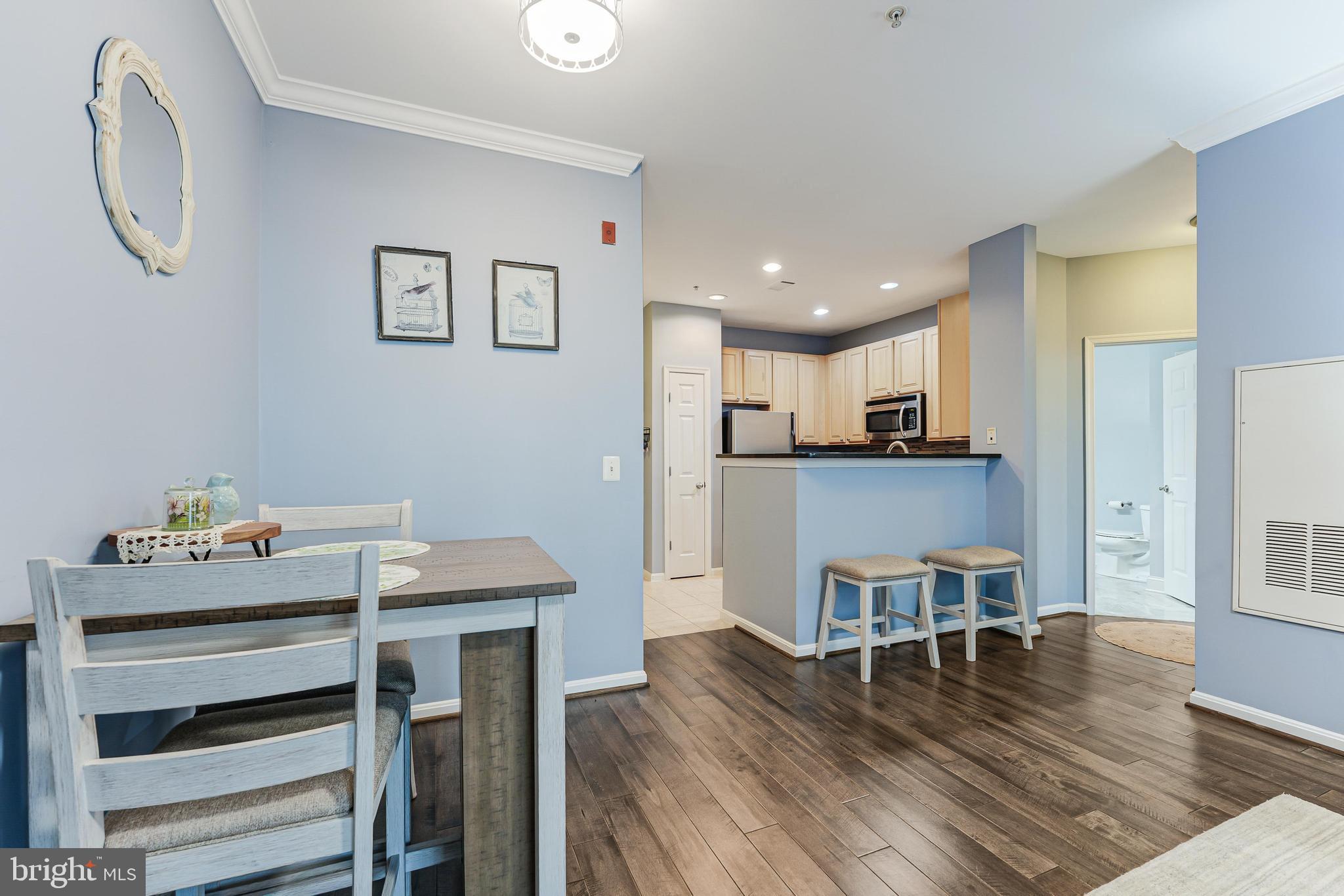 GROVE AT ARLINGTON - Residential