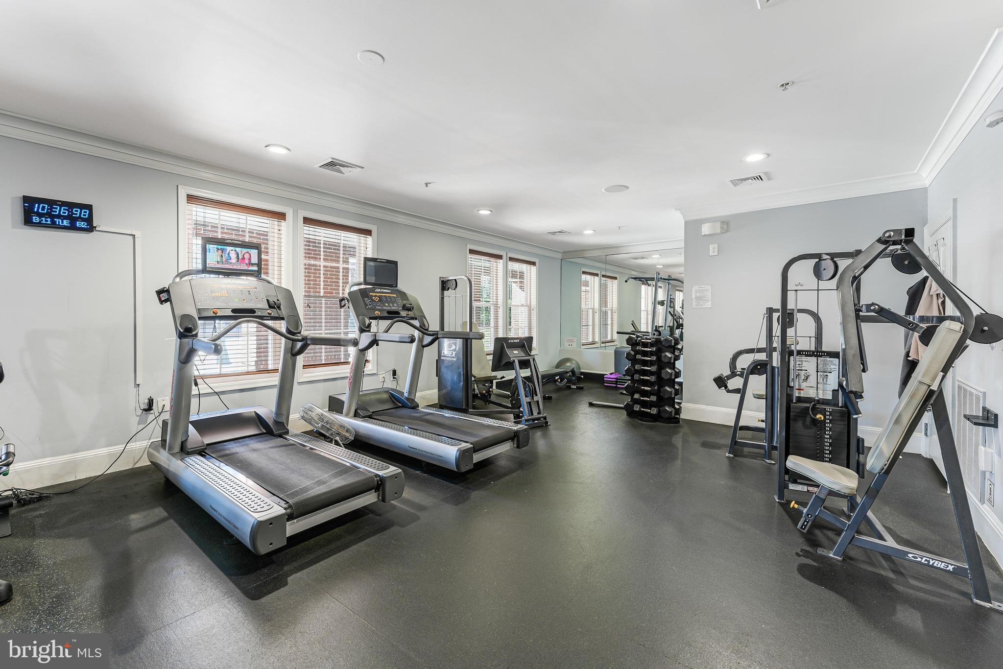 GROVE AT ARLINGTON - Residential