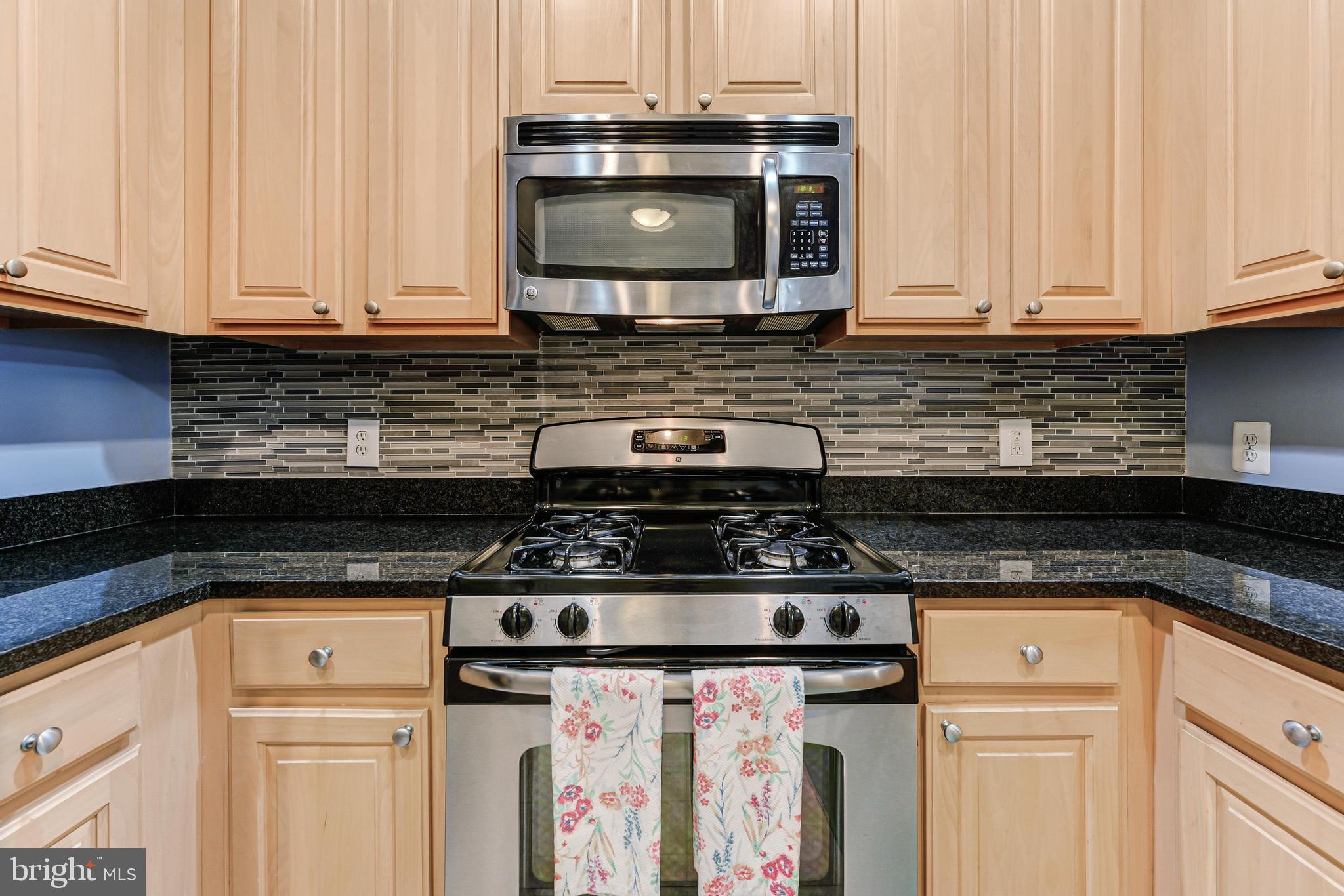 GROVE AT ARLINGTON - Residential