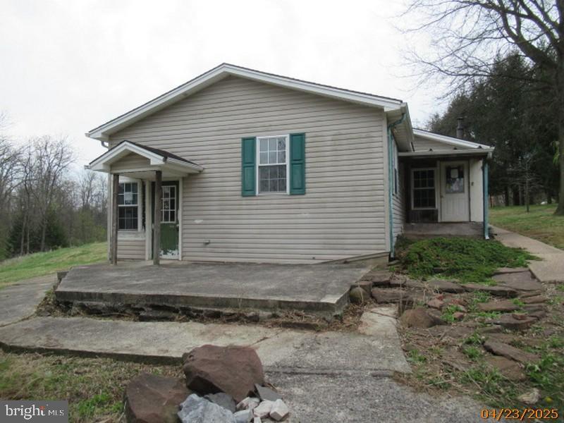 140 MOUNT TOP ROAD