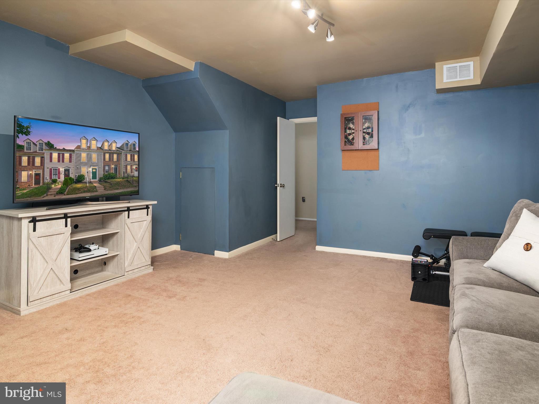 MARBLE HILL - Residential